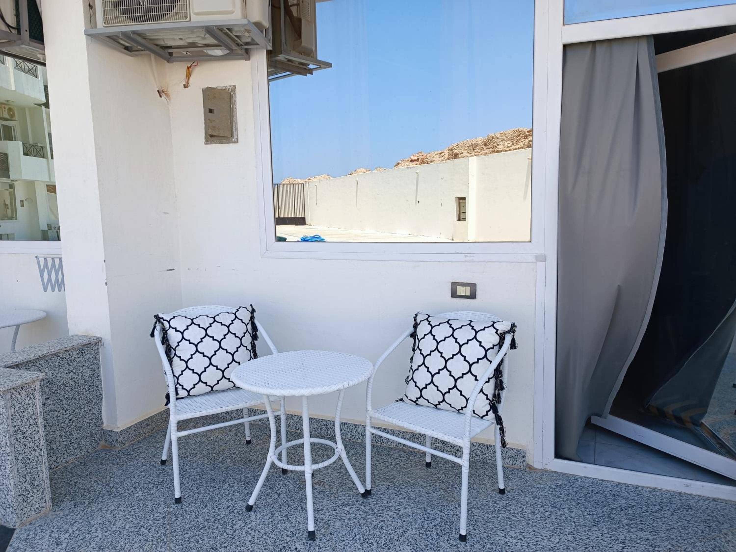 Studio beside El Gouna with good kite spot in 500 m