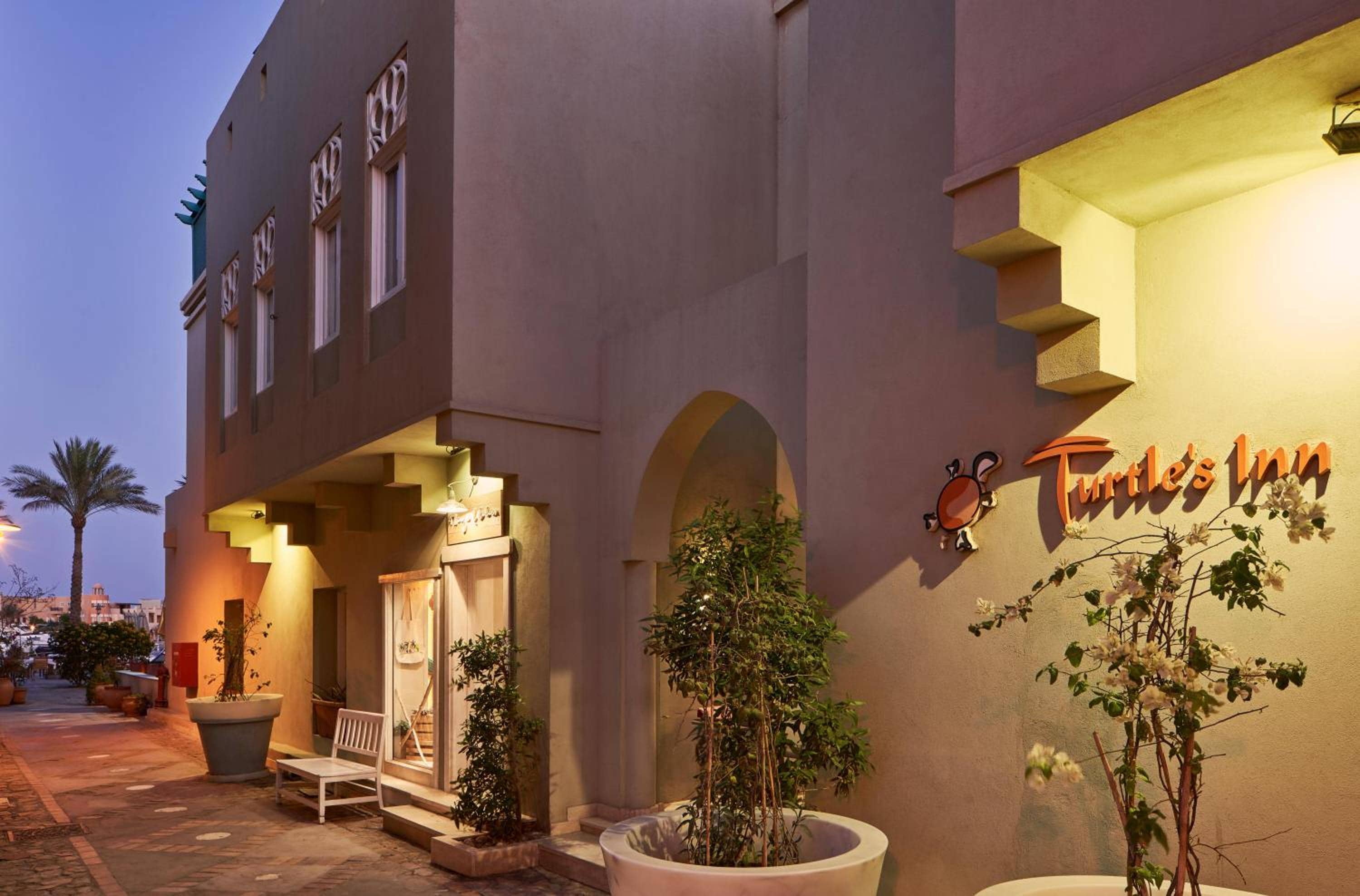 Turtle's Inn Hotel — 2