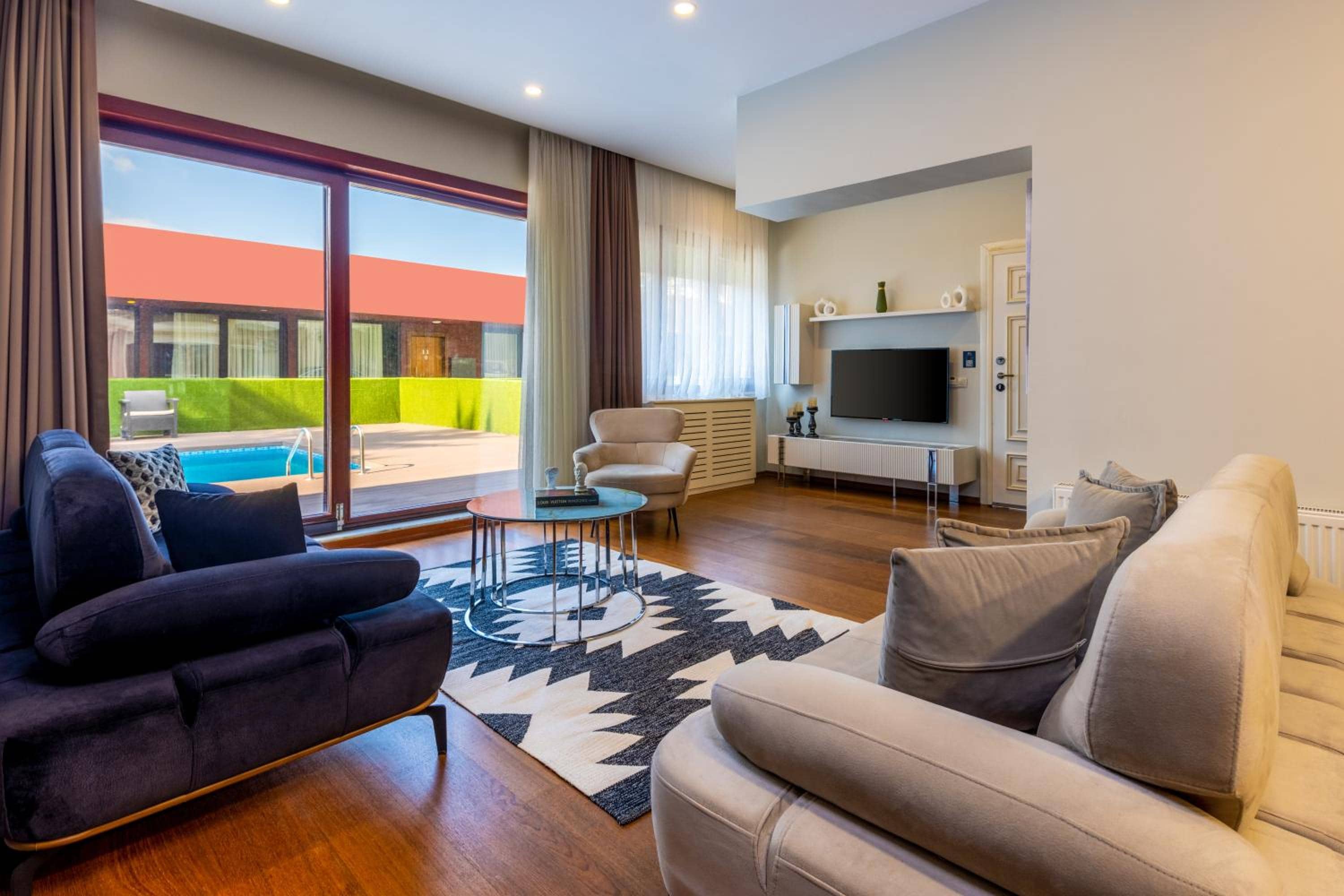 BayMari Suites Plus Florya — 2