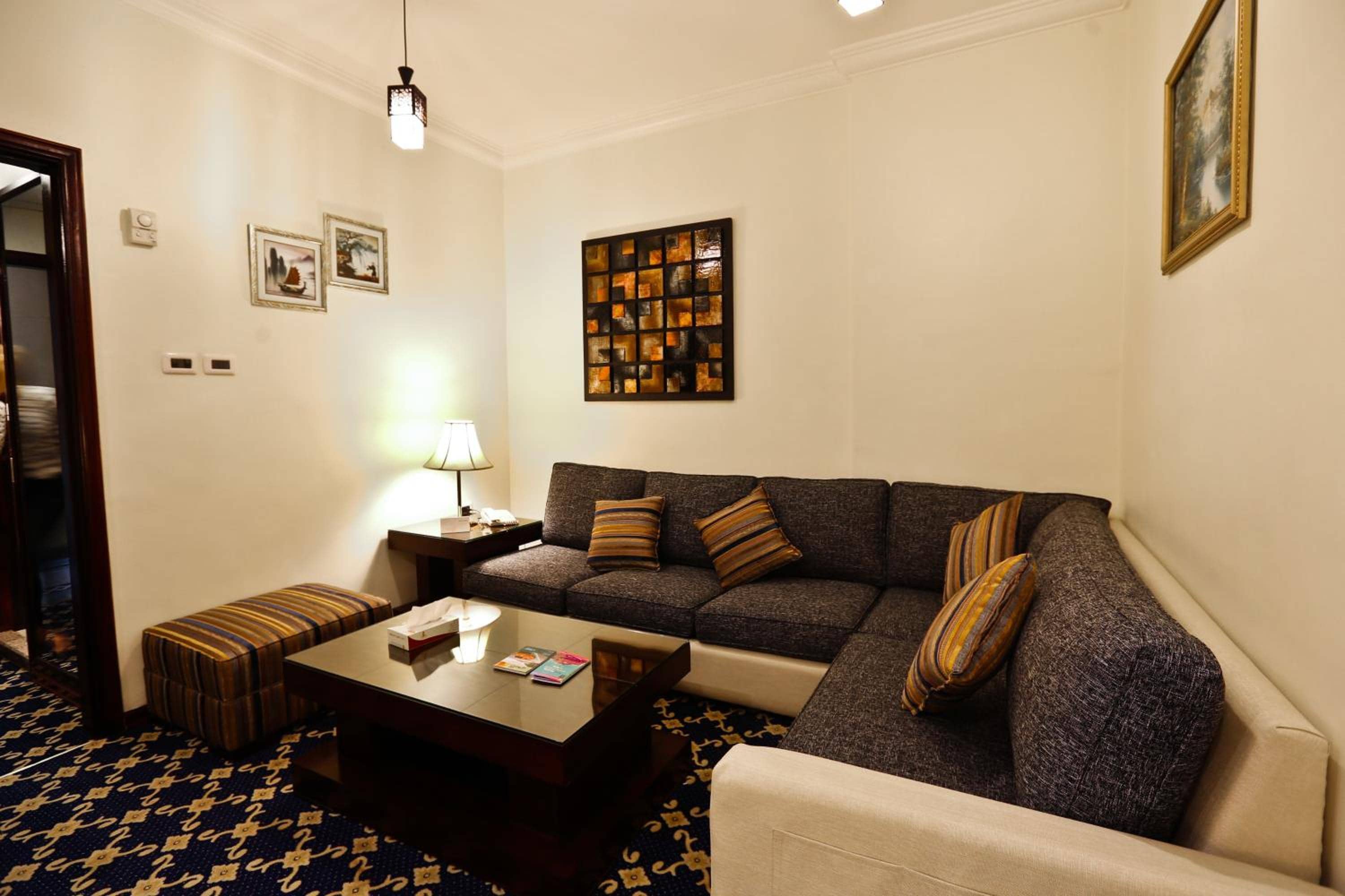 Al Thuraya Hotel — 5