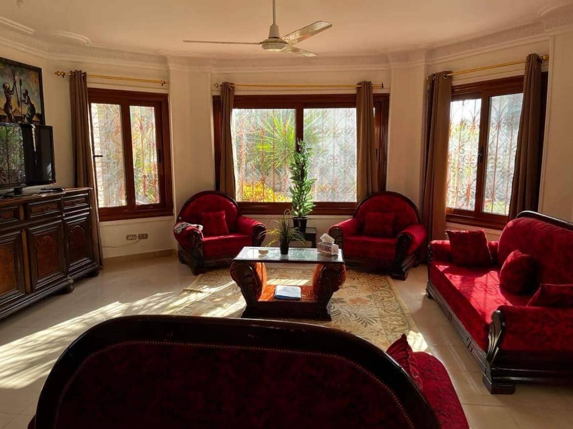 White Family Villa - Private Pool - AC - Very Big Garden - 5 bedrooms - 5- Min Walk to Beach — 3