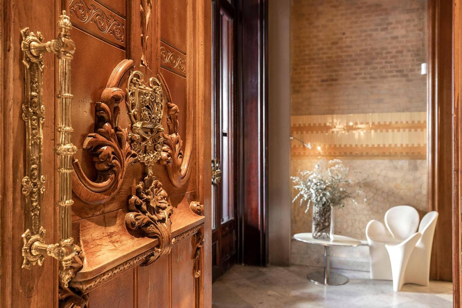 El Palauet Modernist Suites Barcelona — 5