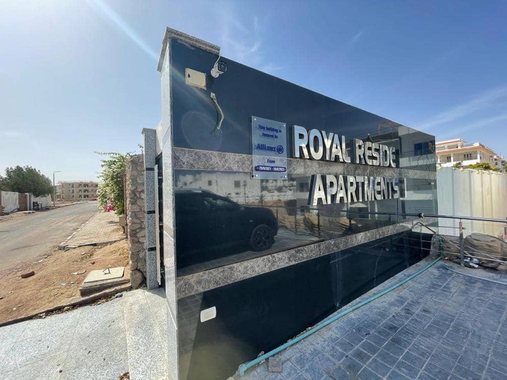 Royal Residence Spacious 3-Bedroom with Pool & Sea View, Beach Access, Private Rooftop Area — 2