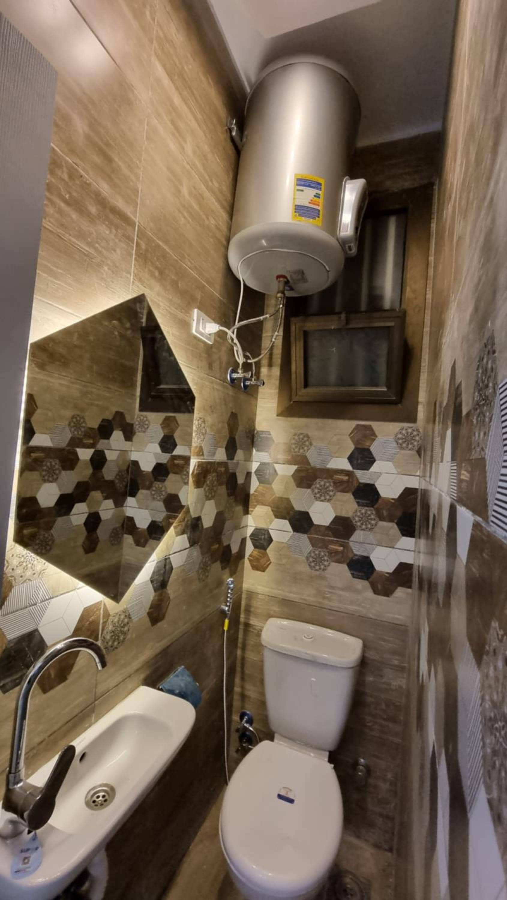 Alex Gate apartment - families only — 2