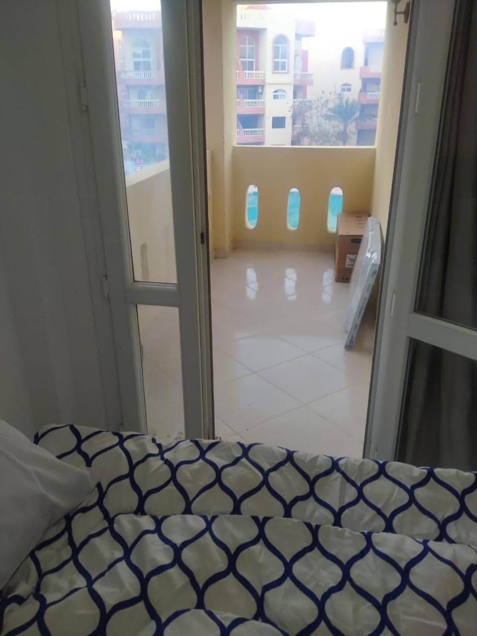 2 Bedroom Apartment with pool view — 4