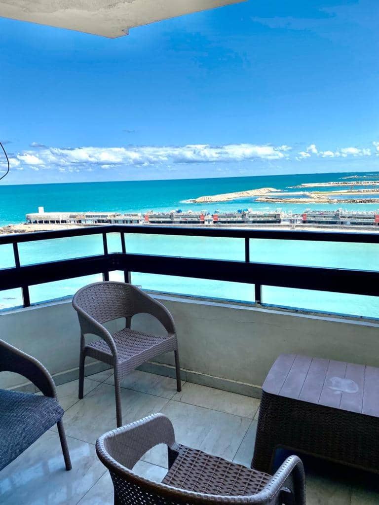 ALEX HOMES - Gleem Luxury Apartments with Direct Sea View — 2