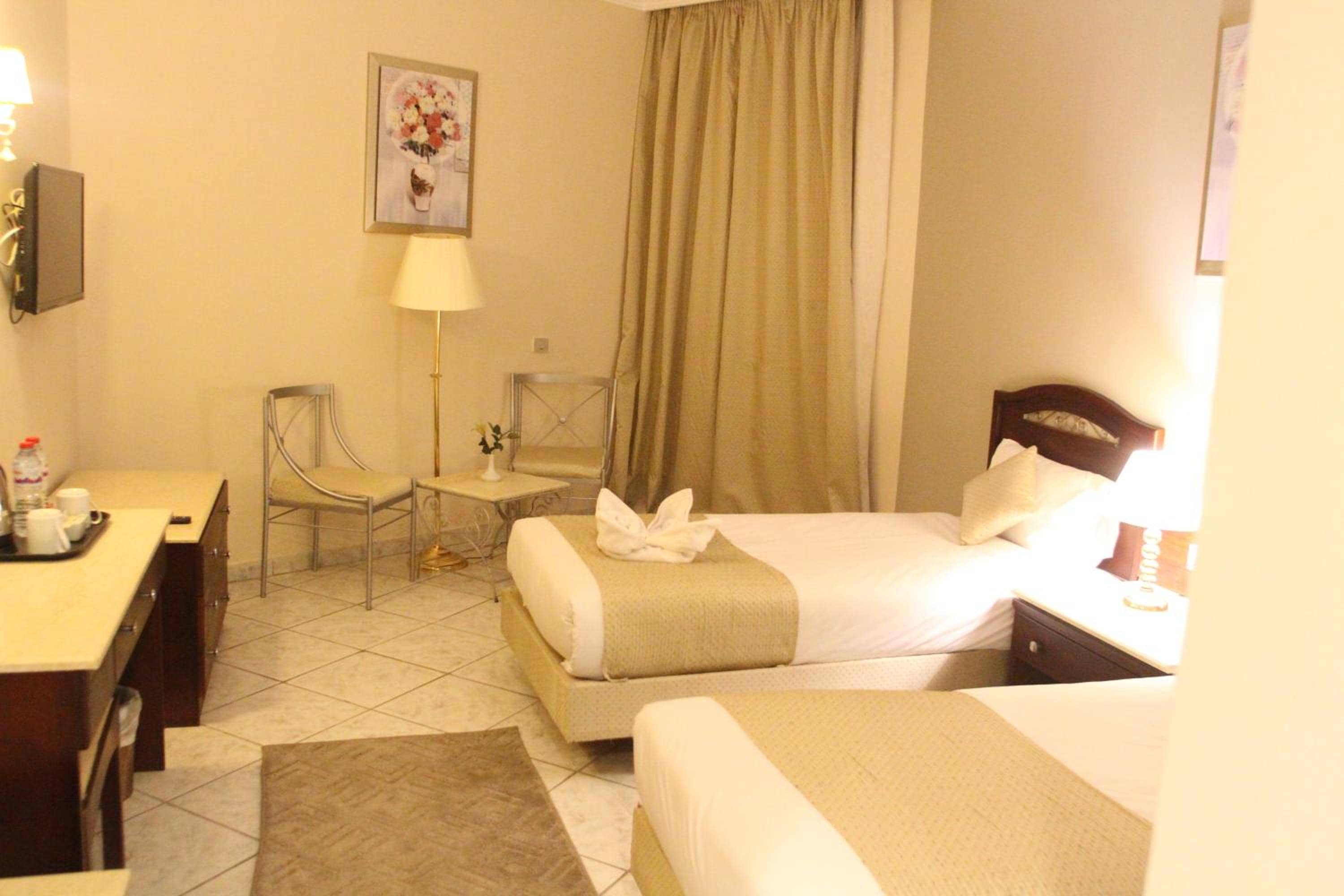 Dexon Roma Hotel — 5