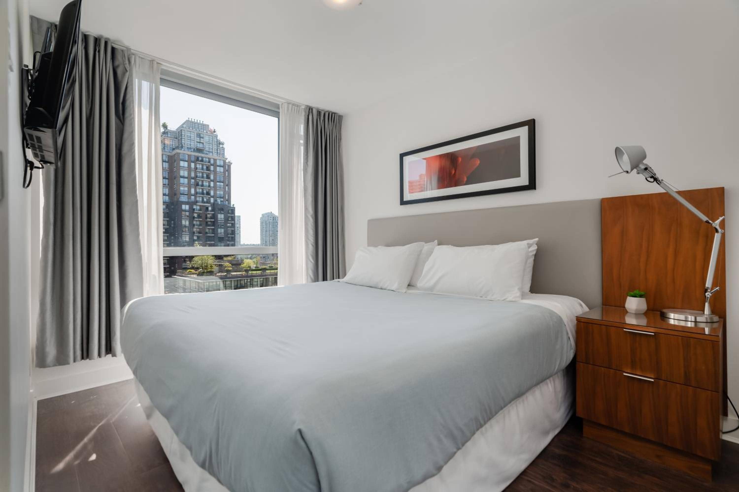 Level Vancouver Yaletown - Seymour — 2