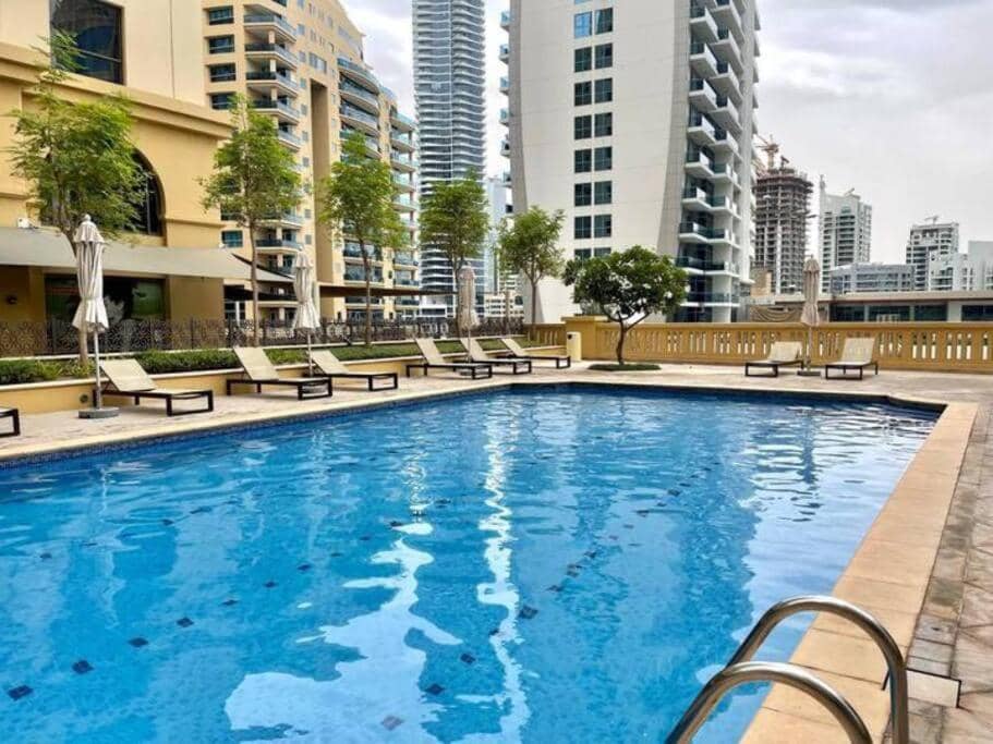 JBR Sea View 2 Bedroom Apartment — 2