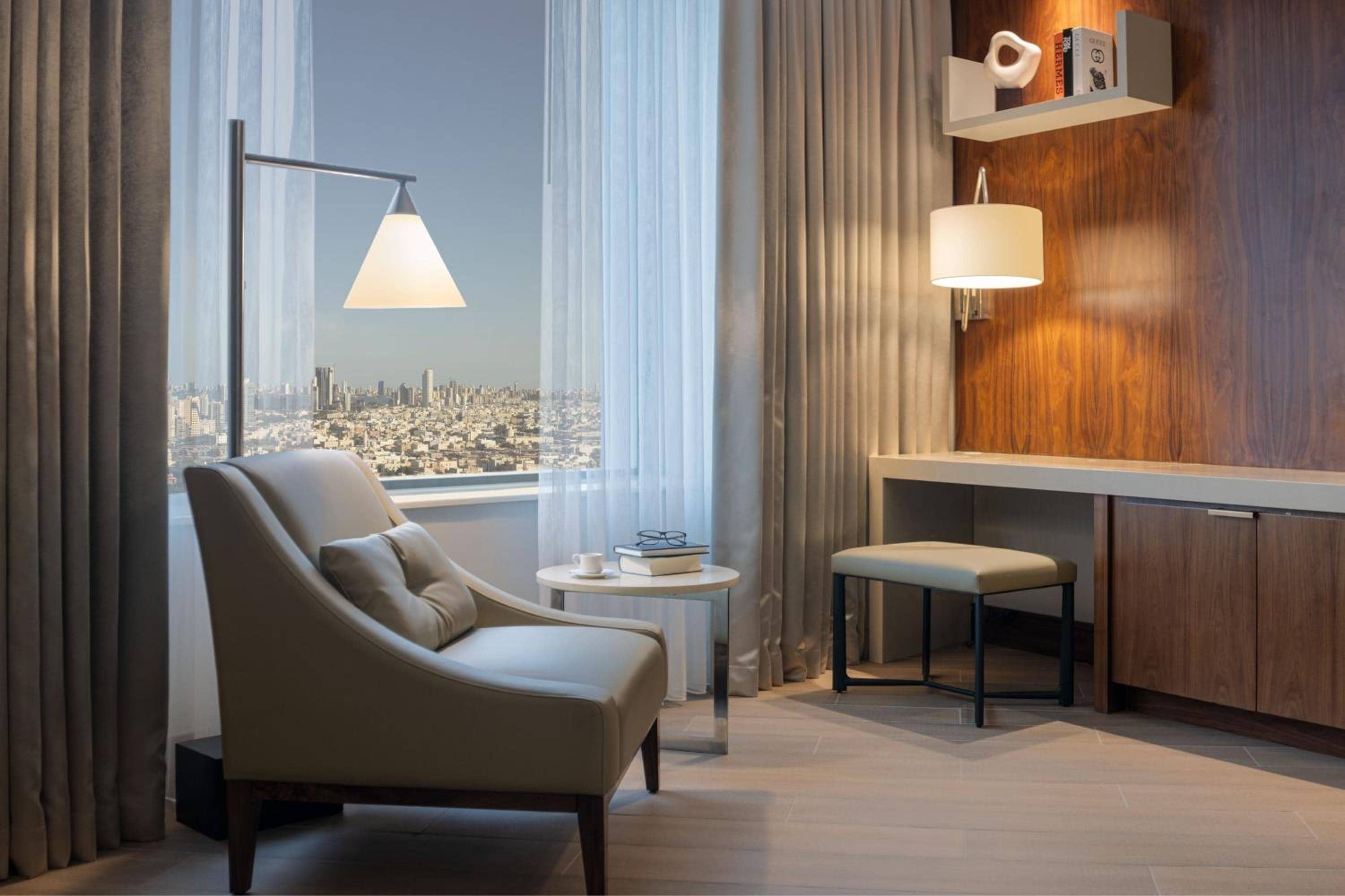 Marriott Executive Apartments Kuwait City — 5