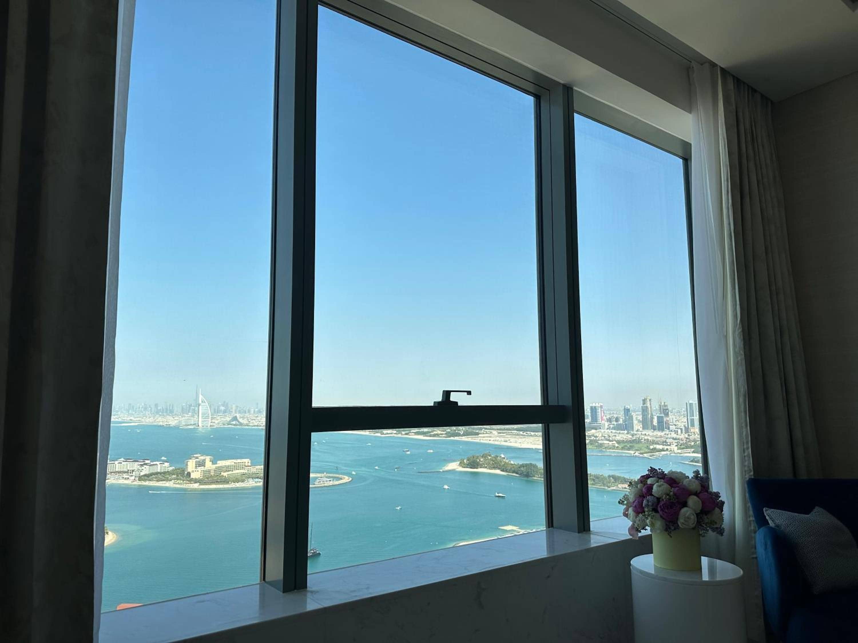 Palm Tower where Luxury & View meet in one place — 2