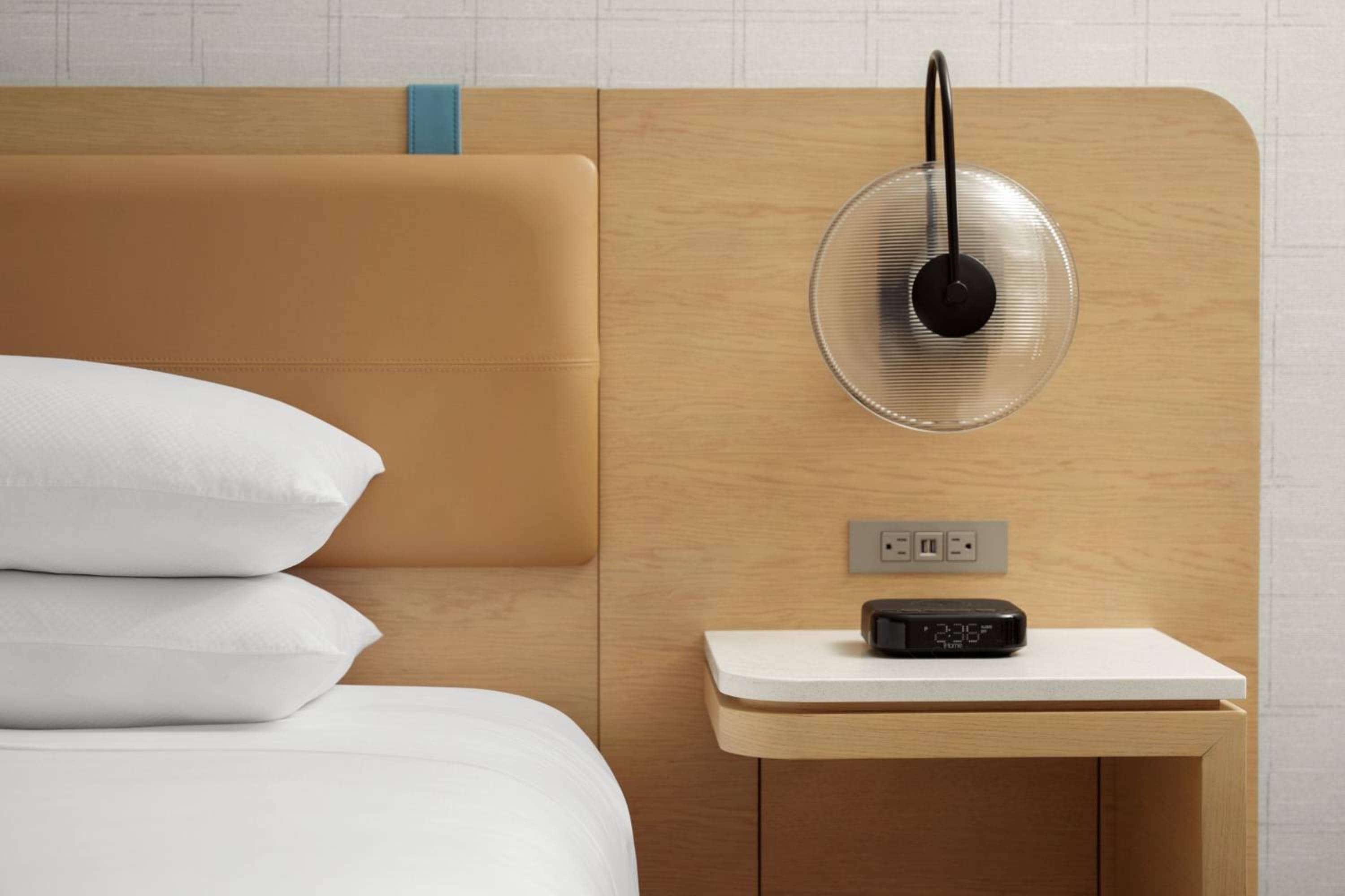 Delta Hotels by Marriott Vancouver Delta — 5