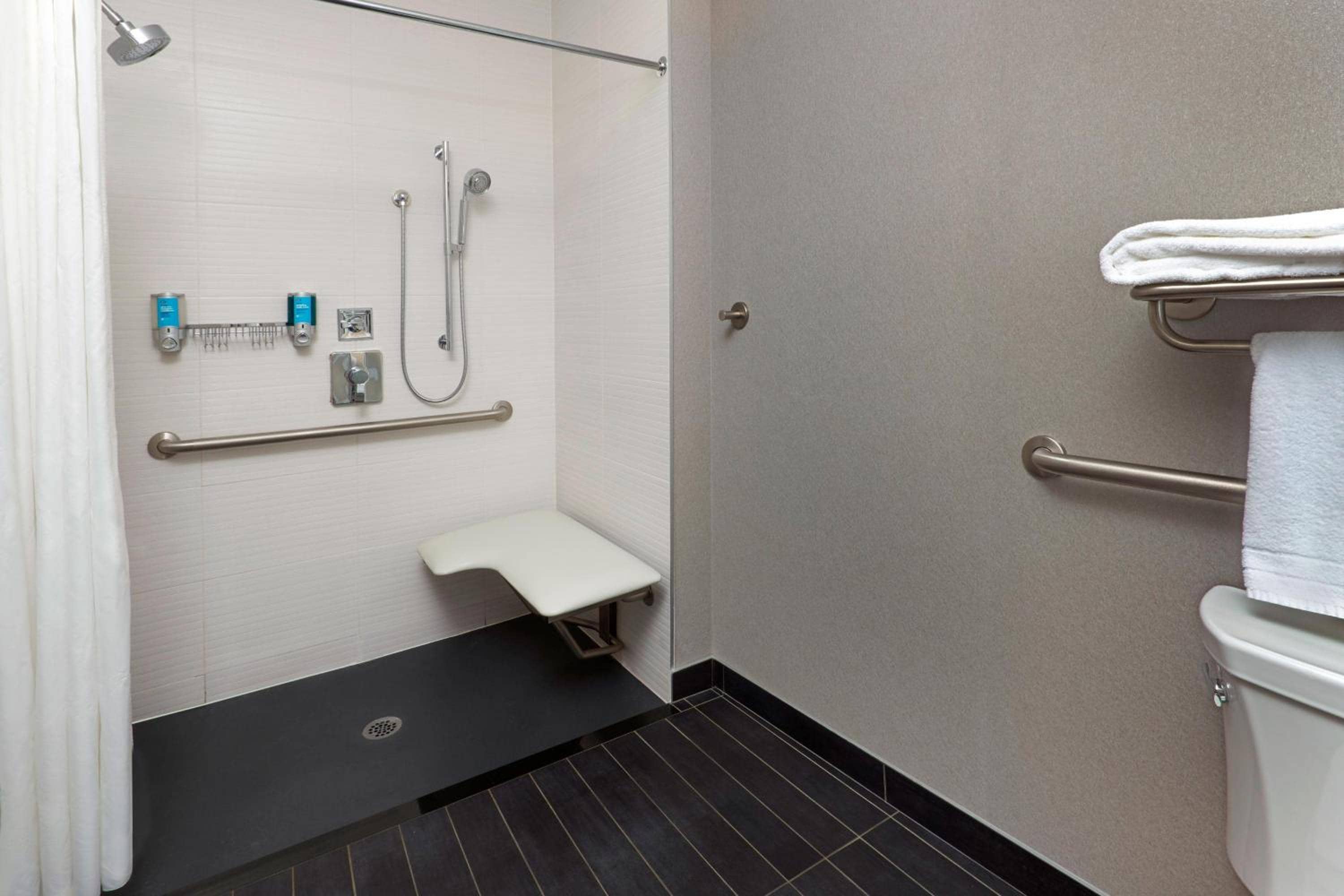 Aloft by Marriott Vaughan Mills — 5