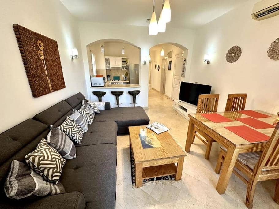 Stylish 2BR Condo in El Gouna I Pool & Beach Access — 5