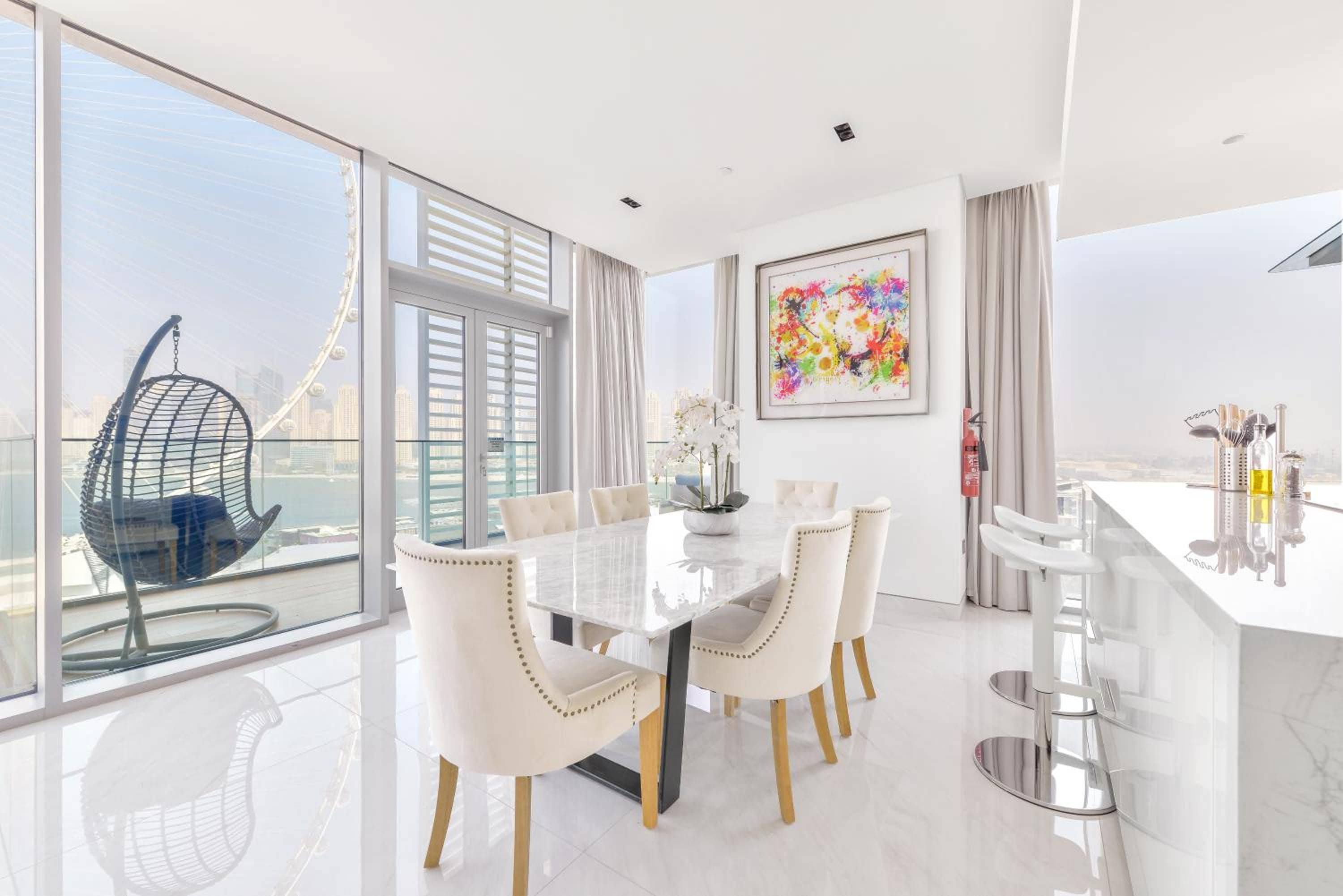 Spectacular 3 BR condo with maids room facing the Dubai Eye — 3