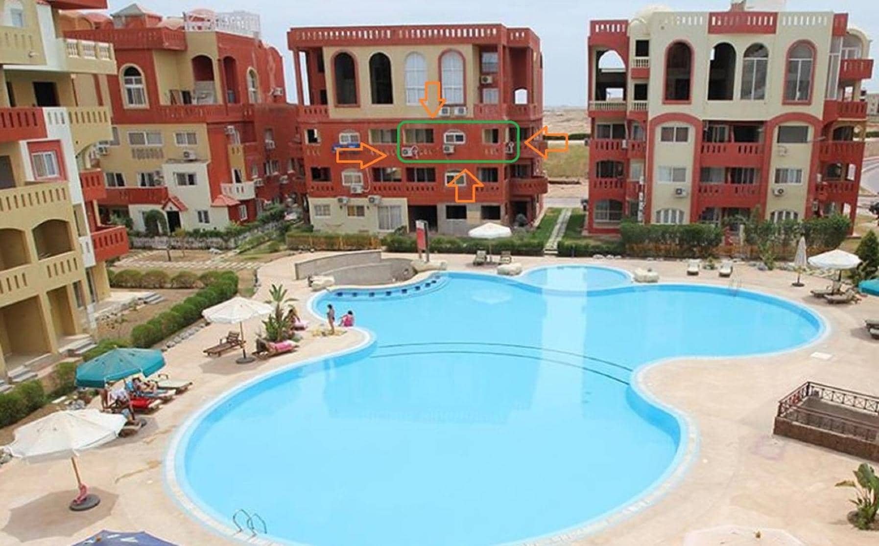 2 Bedroom Apartment with pool view