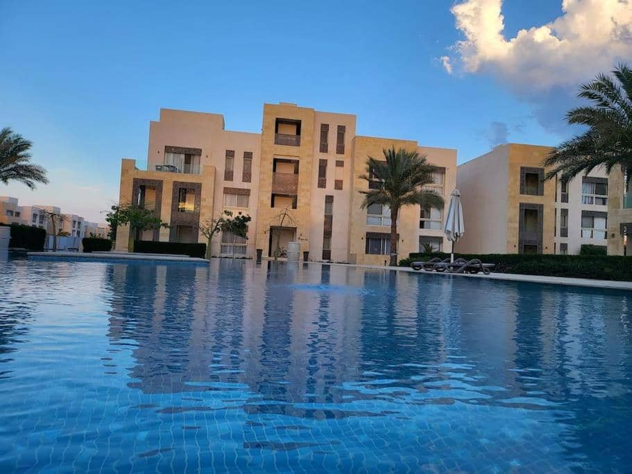 Mangroovy 1br Charming Escape Hilton pool view — 3