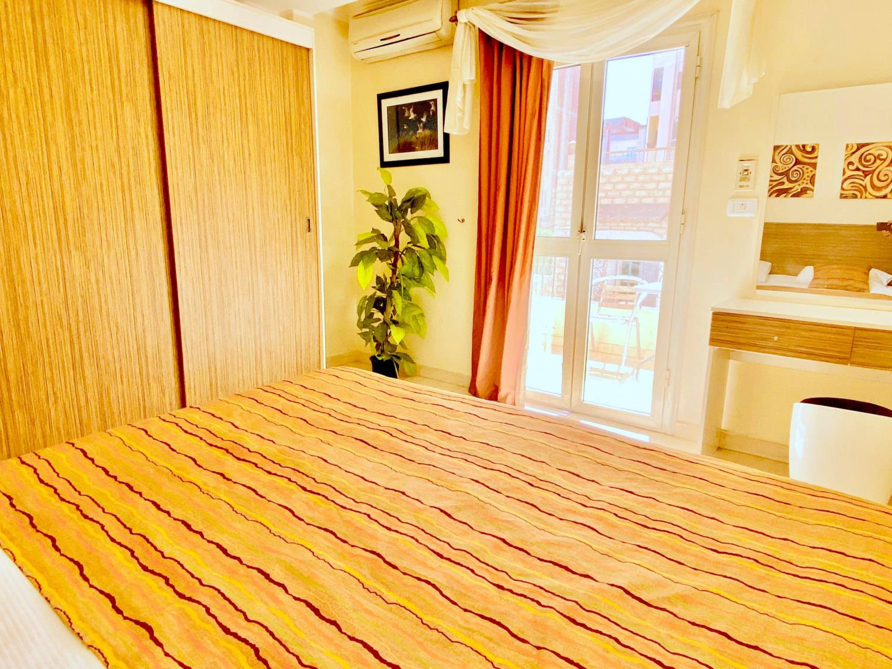 Panda Grey with balcony Hurghada center — 4