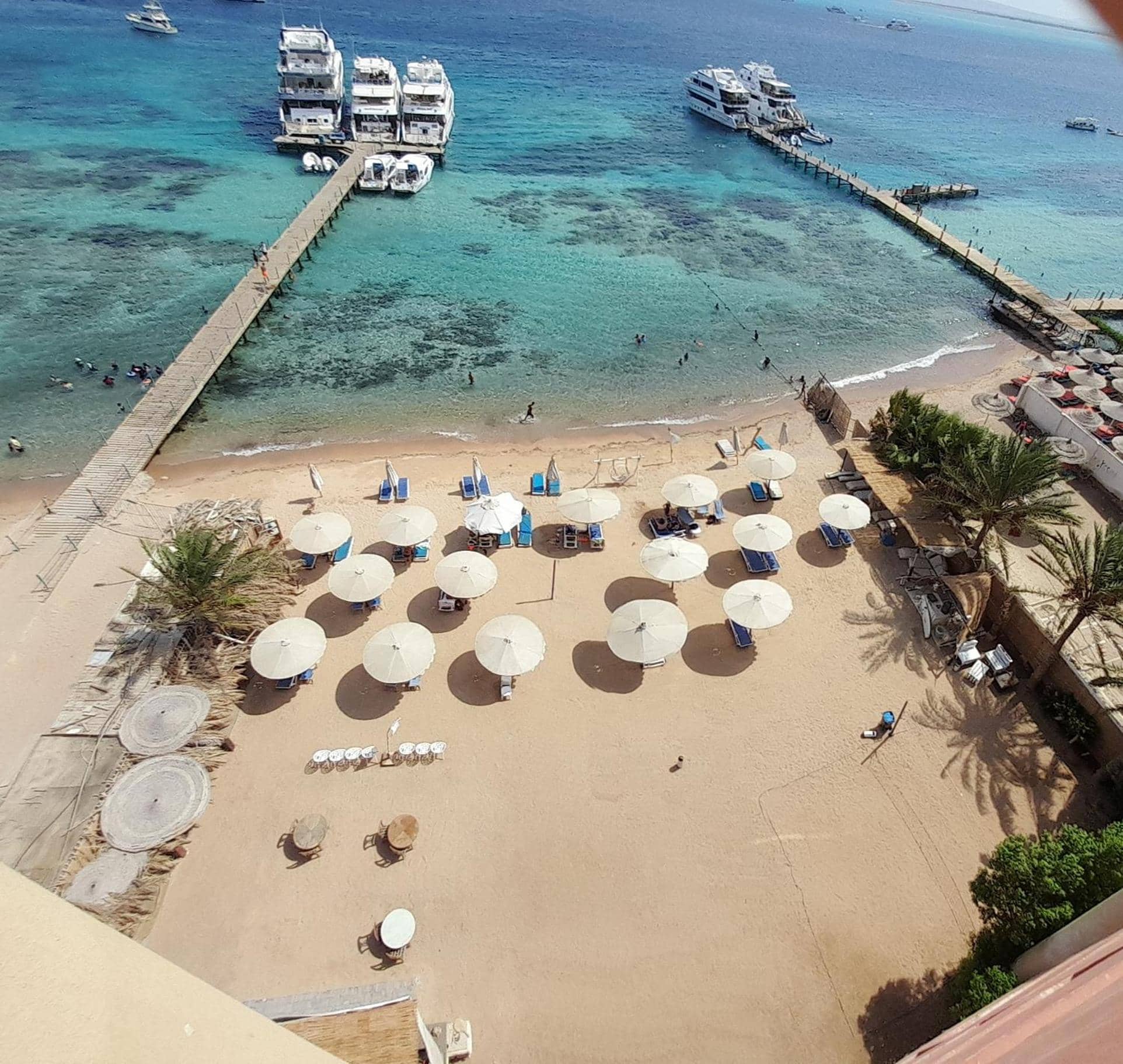 Alia Beach Residence