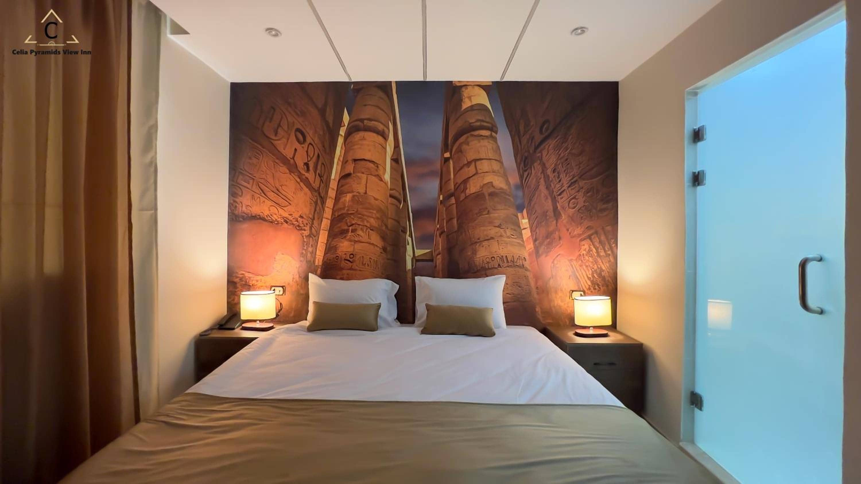 Celia Pyramids View inn — 3