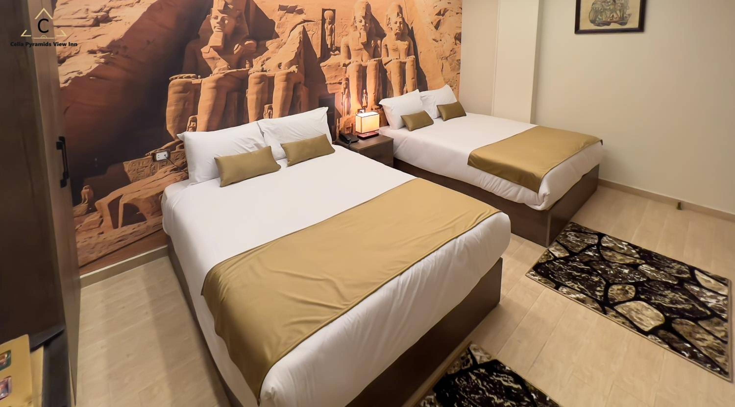 Celia Pyramids View inn — 4
