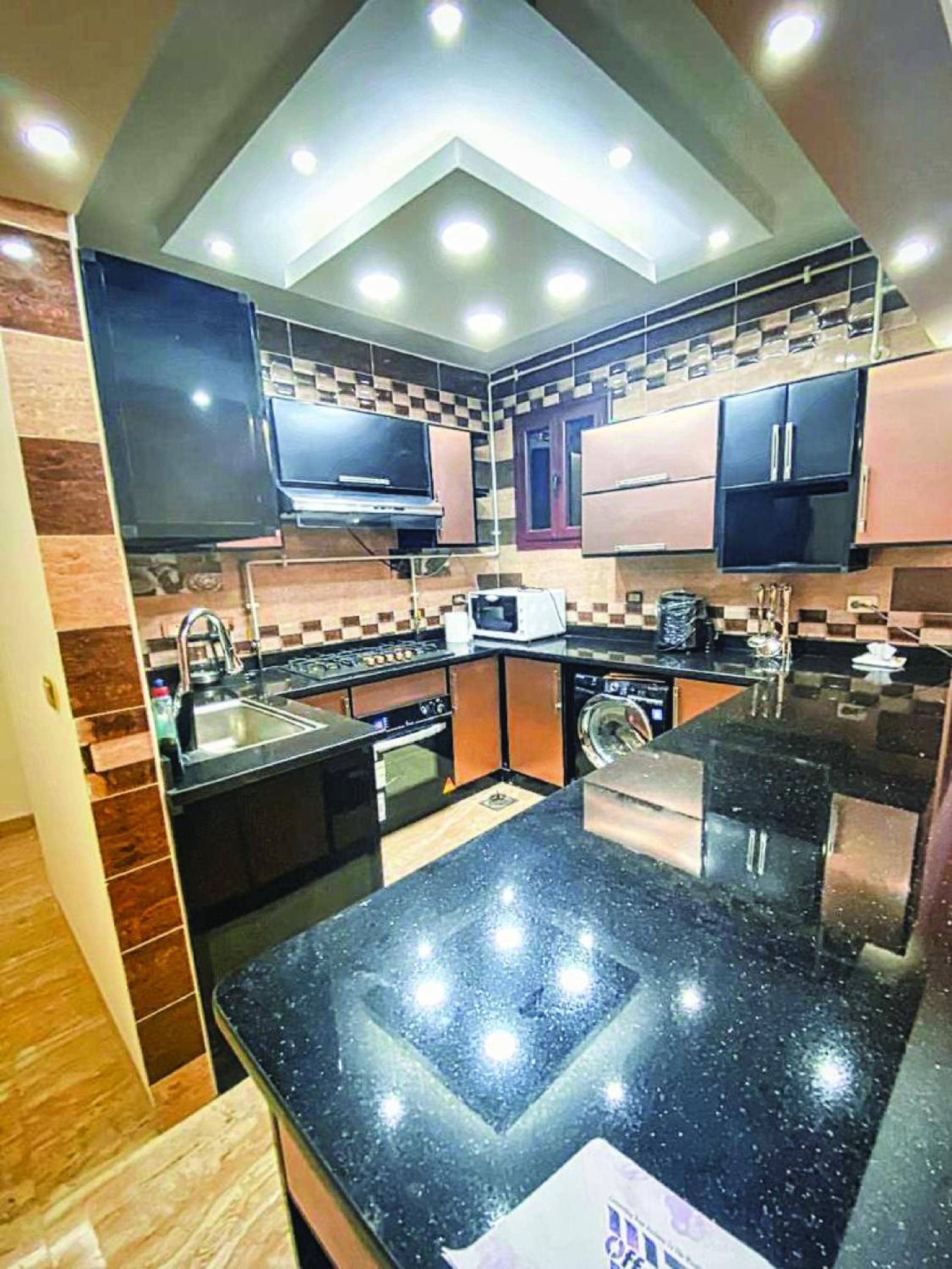 Pyramids Cleopatra Luxurious — 4