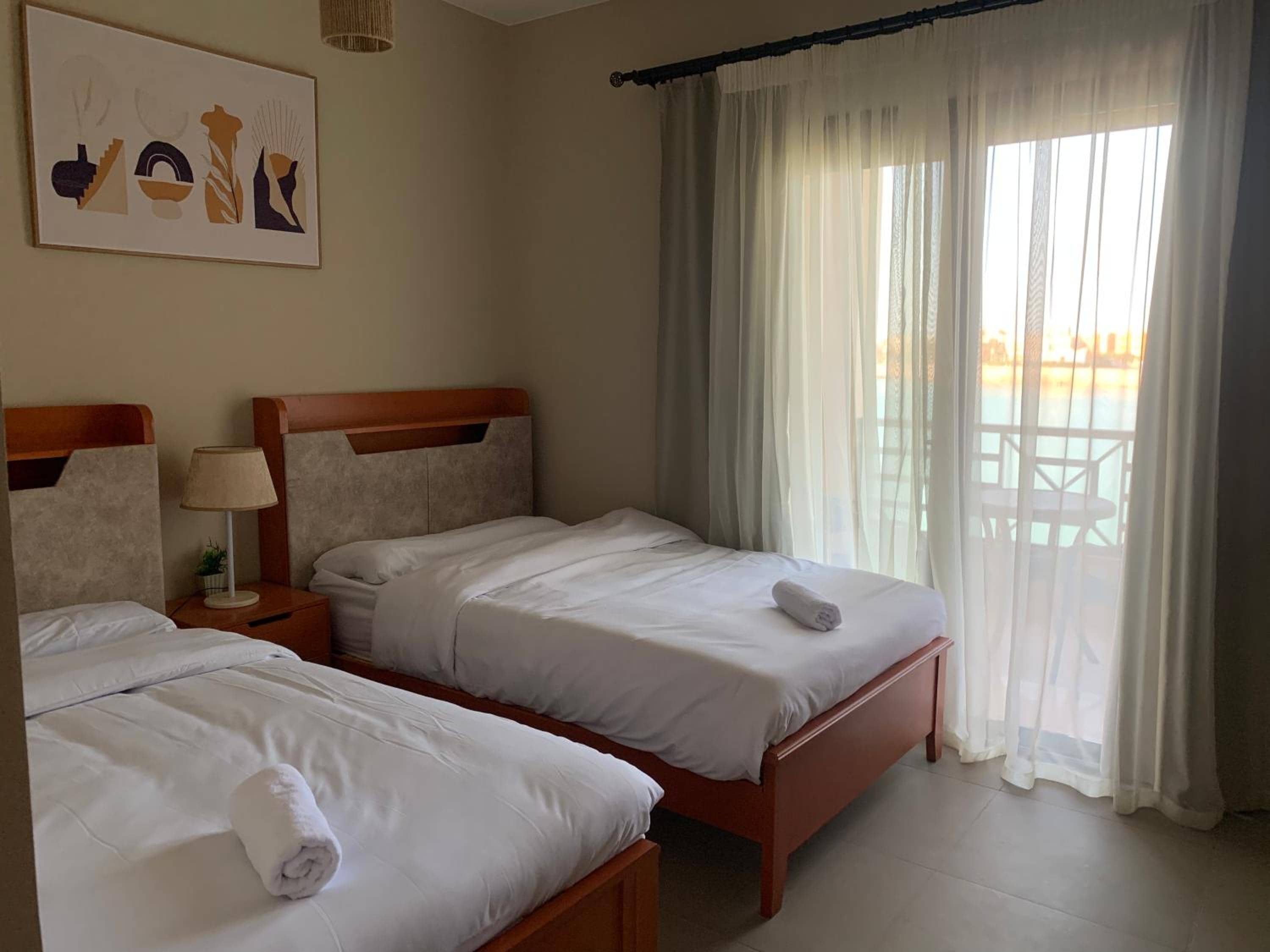 Luxurious Villa with Infinity Private Pool & Jacuzzi over Sabina Island's Lagoon — 2