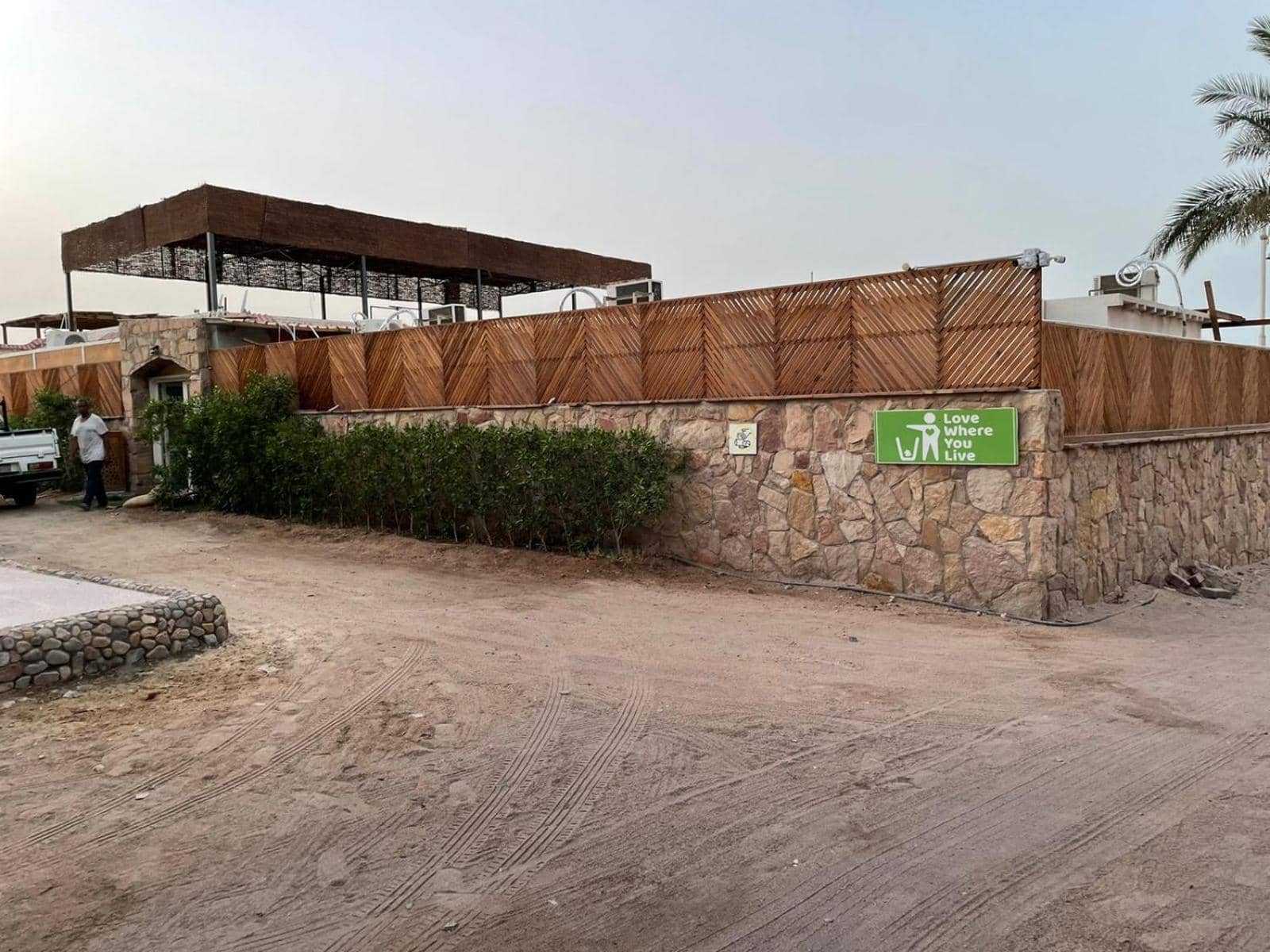 Serafy City Center Hostel for Foreigners Adults Only