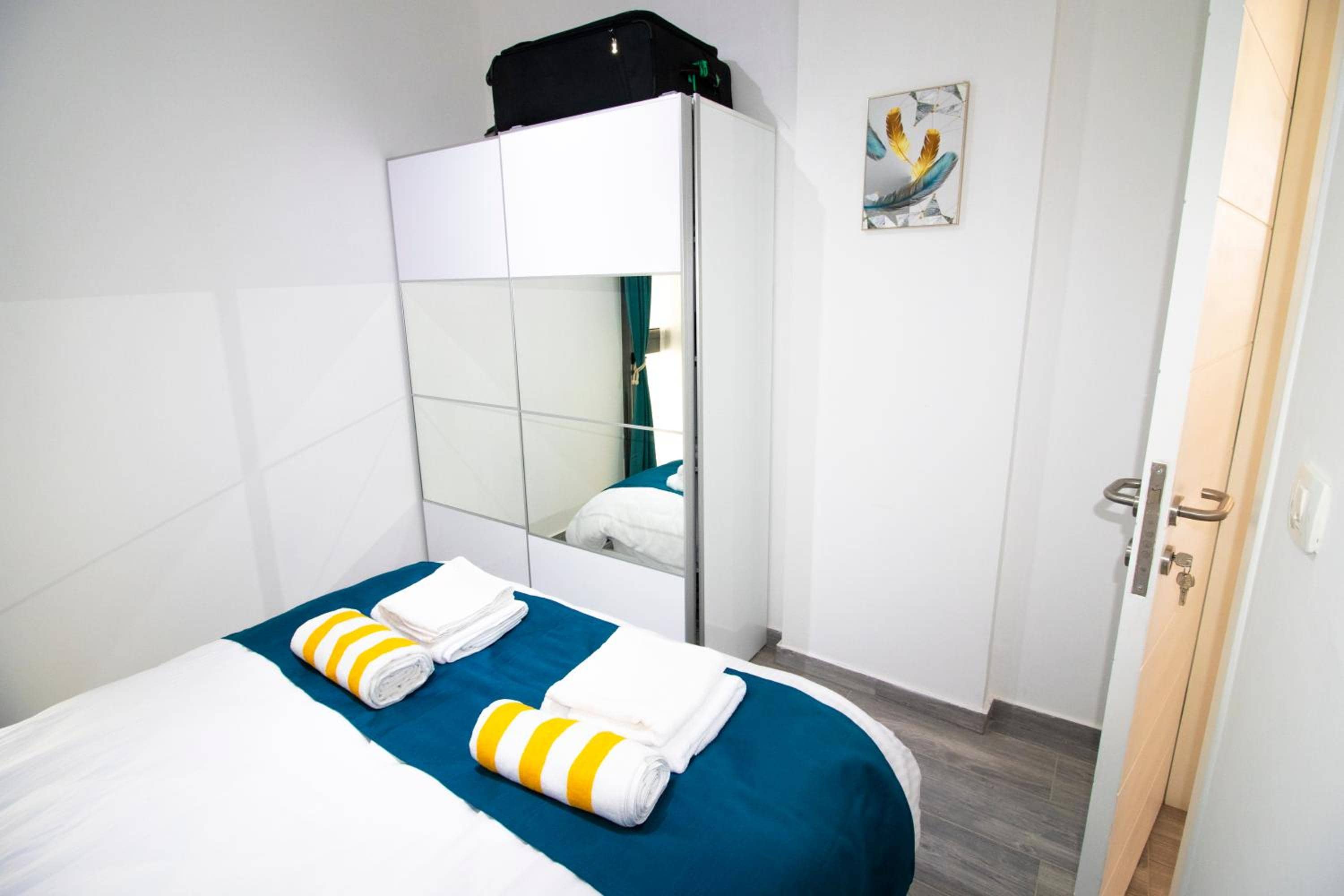 2 Bed Resort Apt-Sleeps 4-Balcony-Hotel Services — 4