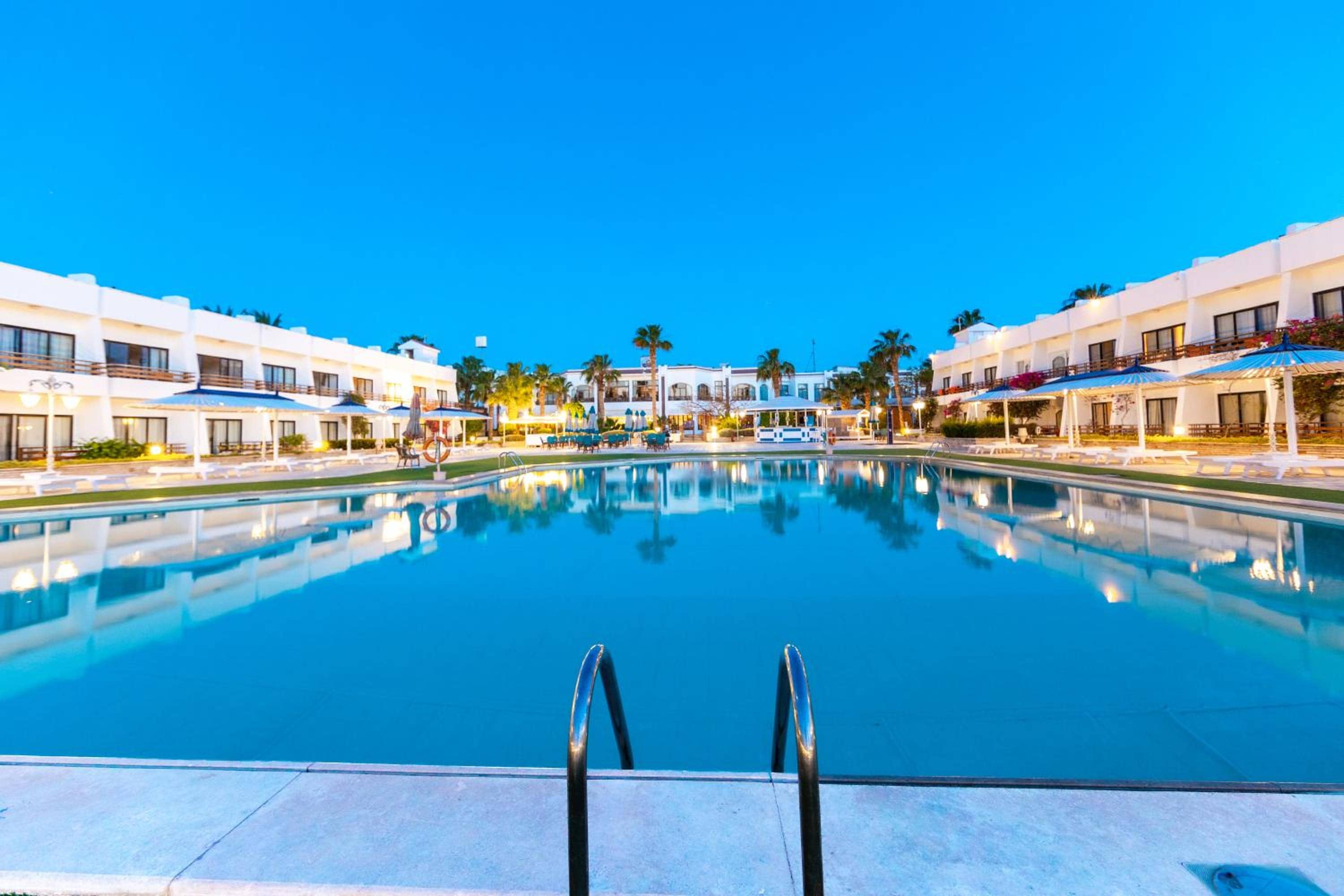 The Grand Hotel, Hurghada — 3