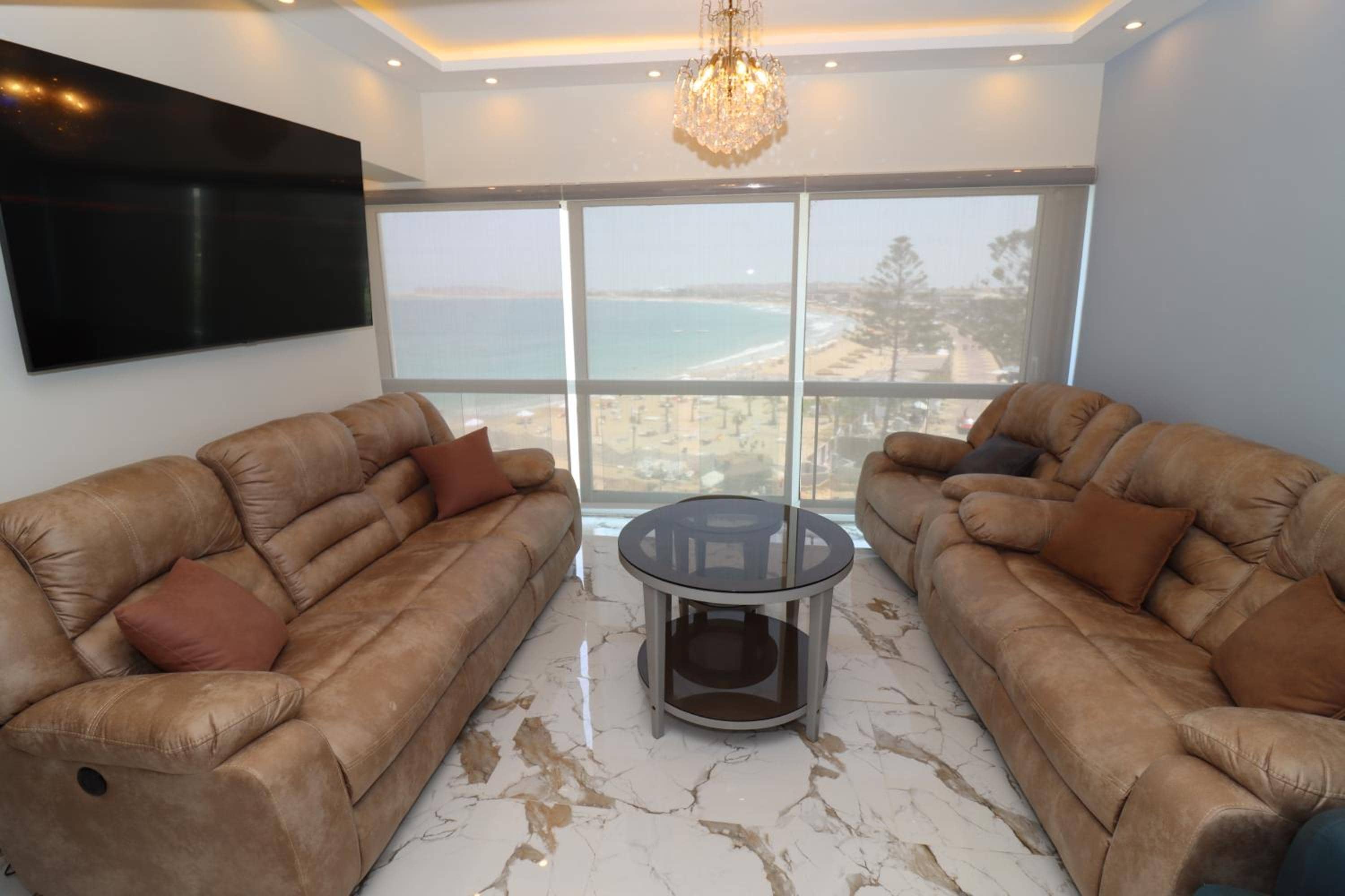Beach Luxury Mamoura Private Beach — 3