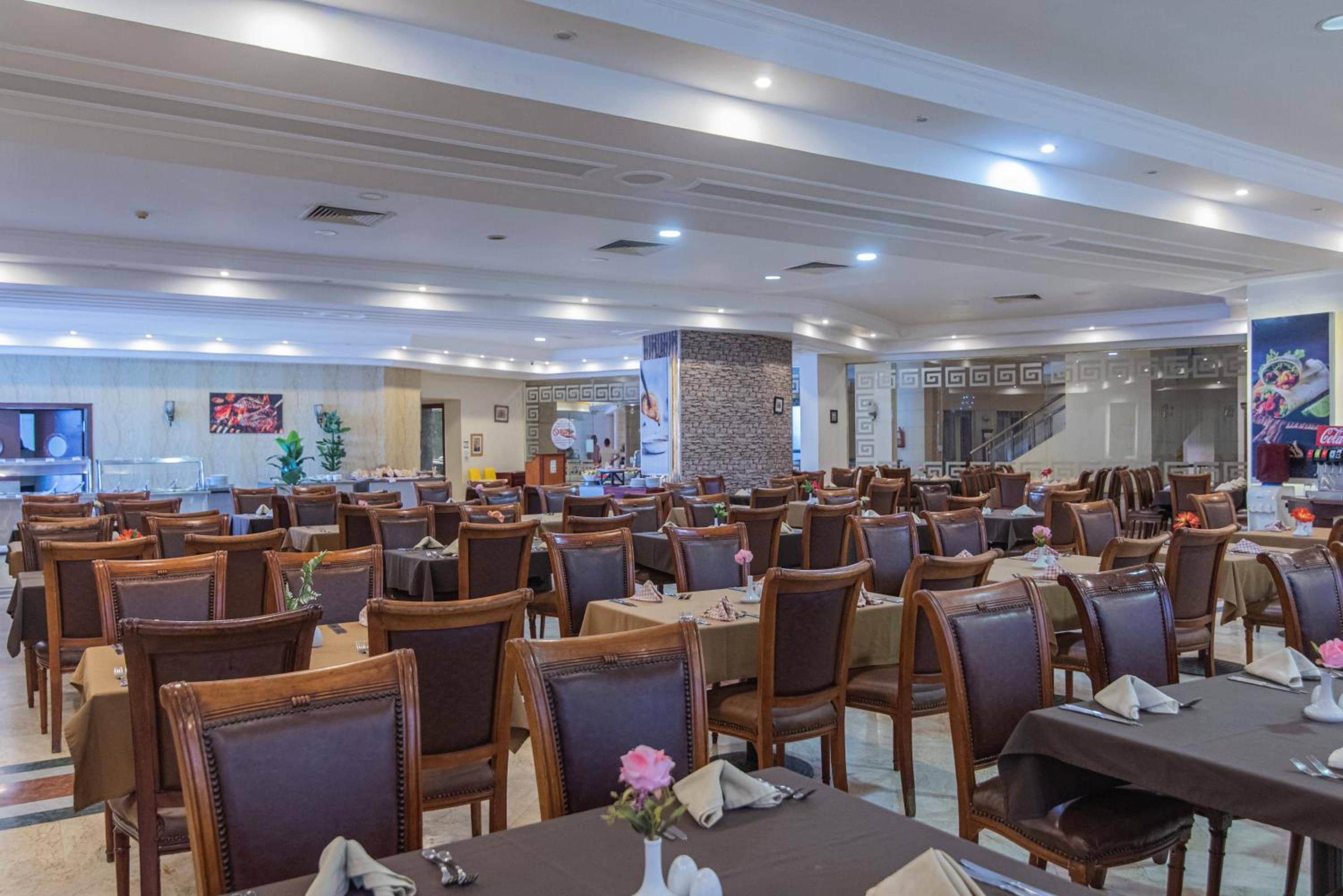 Dexon Roma Hotel — 3
