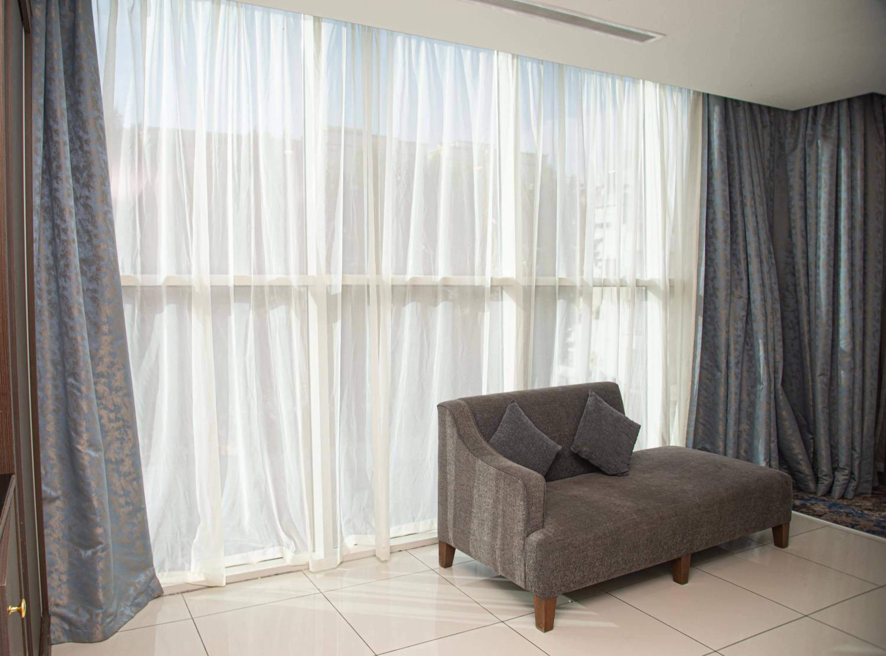 Mora Hotel By Pioneer — 2