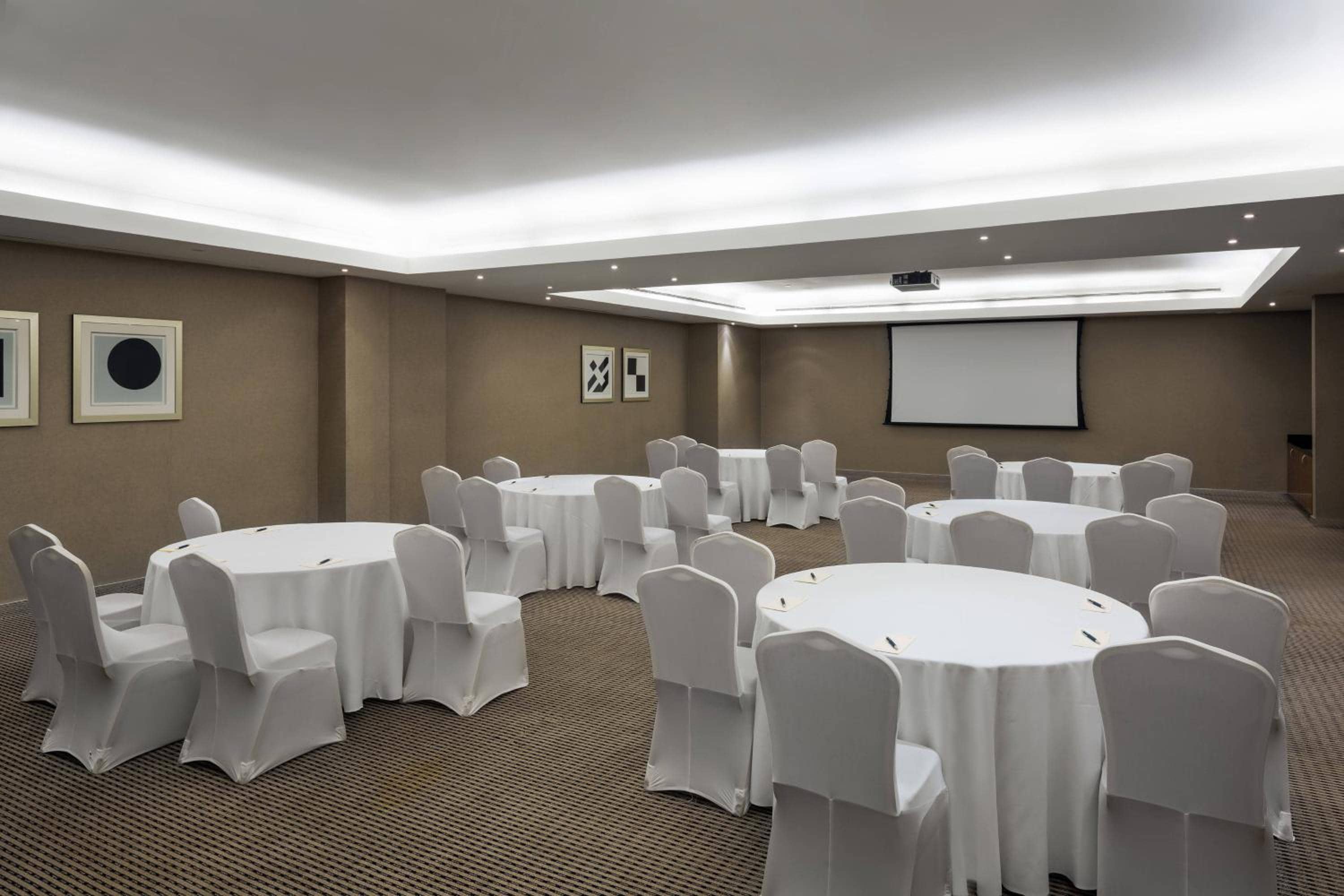 Sheraton Dammam Hotel & Convention Centre — 5