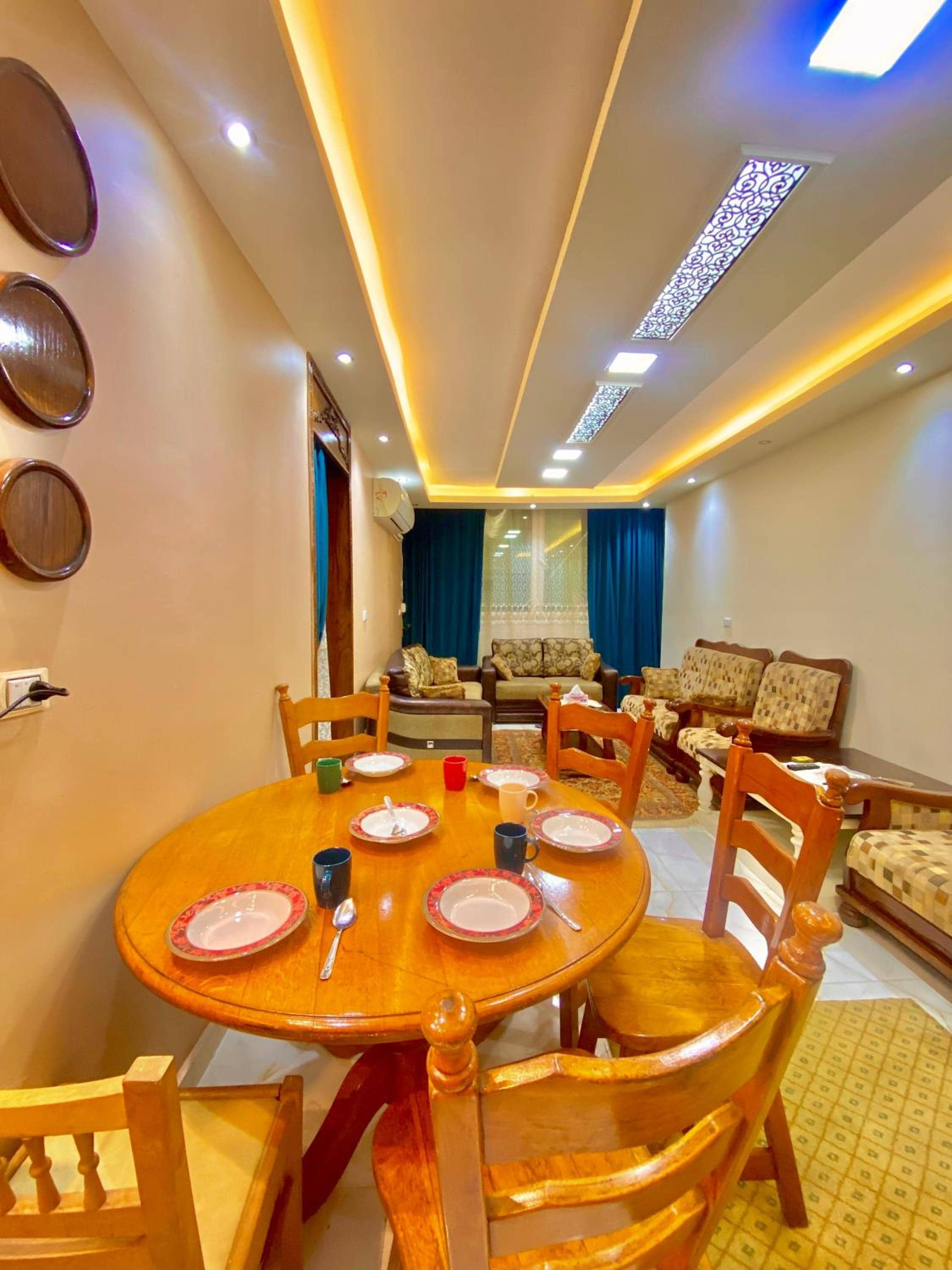 Comfort Side Sea view Serviced Apartments Close to montaza palace and easy access to all sites with security — 3