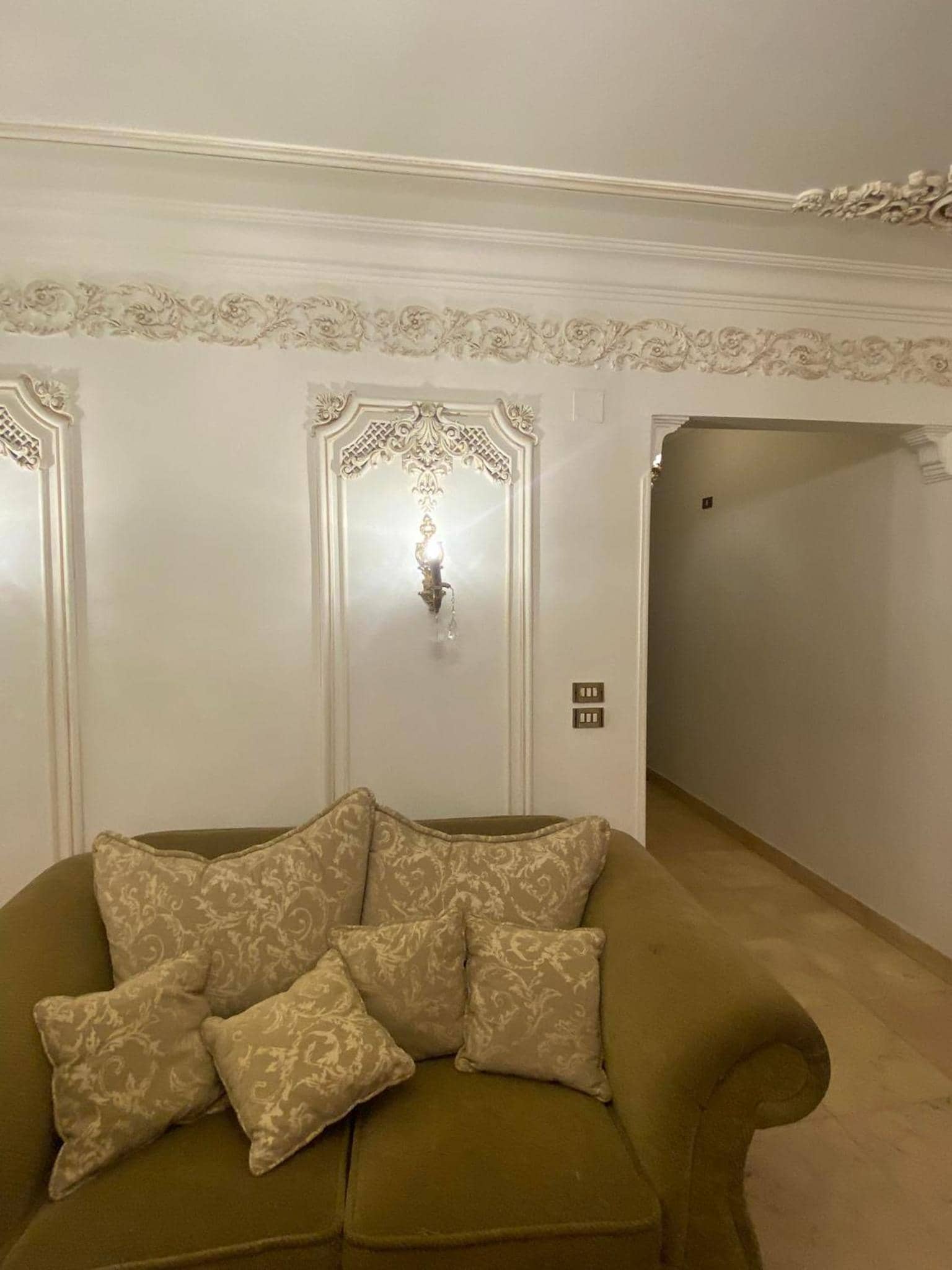 Luxurious, fully furnished and well-equipped apartment with modern amenities, stunning views, and convenient location for remote work or studying from home — 3
