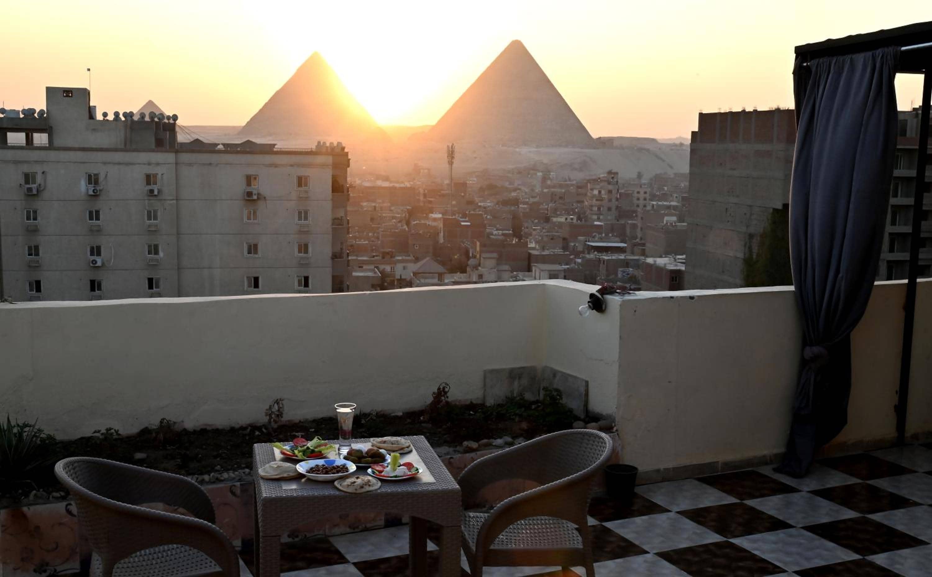 Jessy Pyramids View Inn — 5