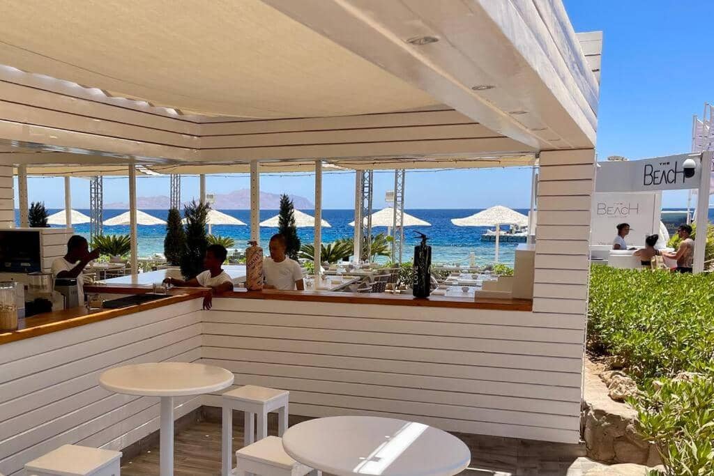 ℂoral Bay Dream - Luxury Sunset Sea View Apartment — 2