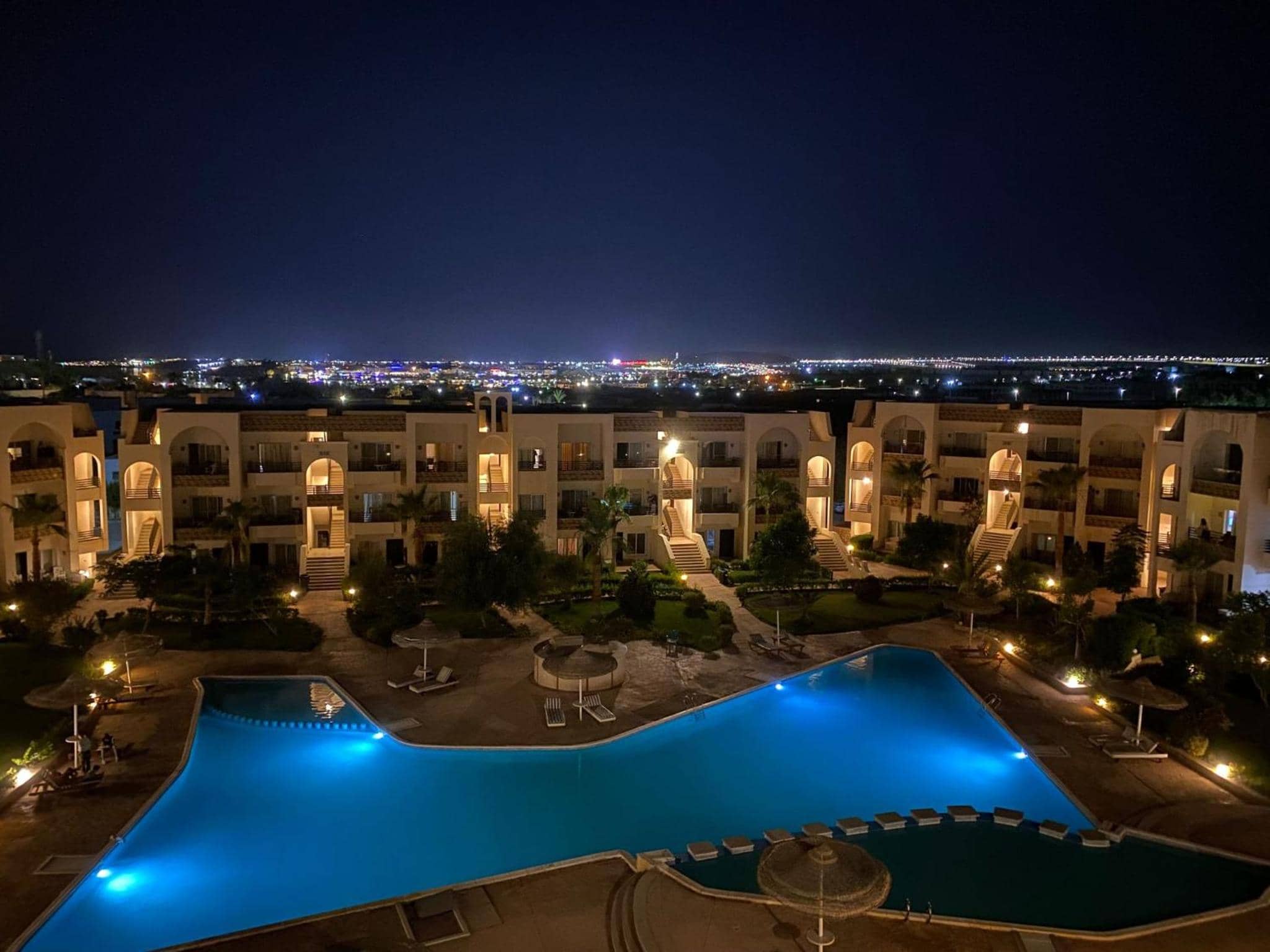 Luxus Designer Apartment in Sunny Lakes 2 ganz nah am Zentrum Naama Bay 75 m2 direkt am Pool - 2 Bakone Obergeschoss bis zu 5 Personen buchbar — 5