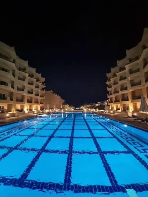 Selena Bay Resort - VIP apartment with Private Beach — 2