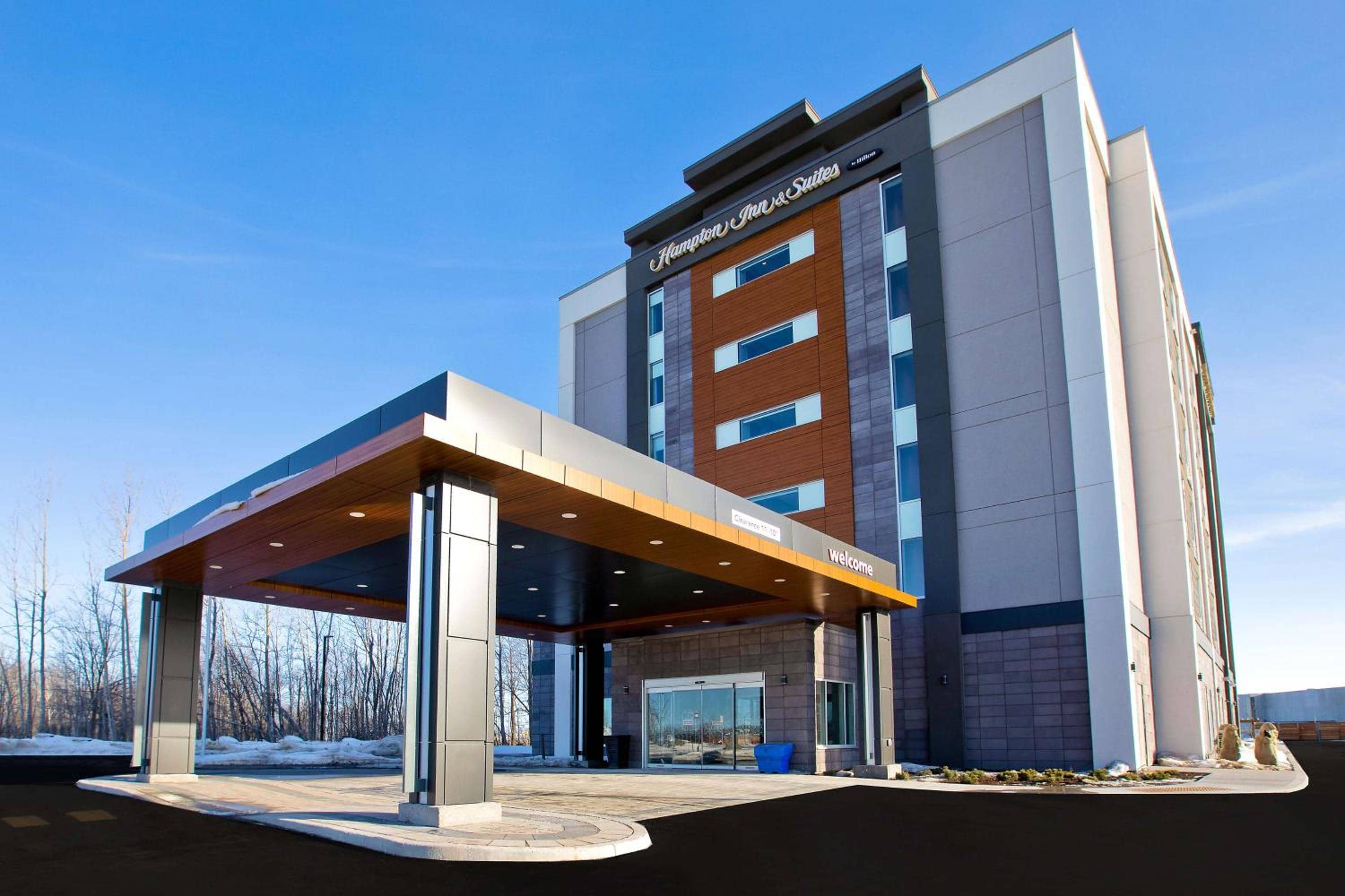 Hampton Inn & Suites Ottawa West, Ontario, Canada — 5