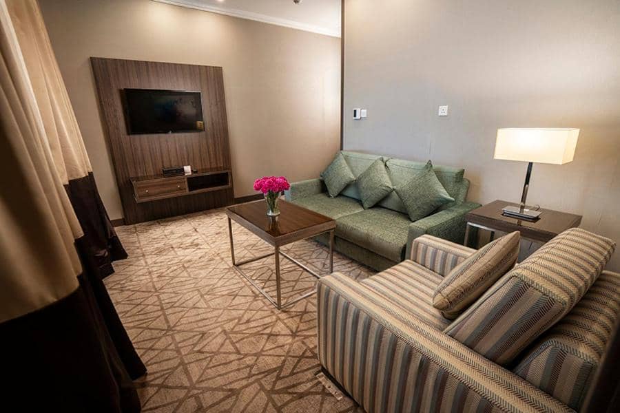 Aquila Hotel — 4