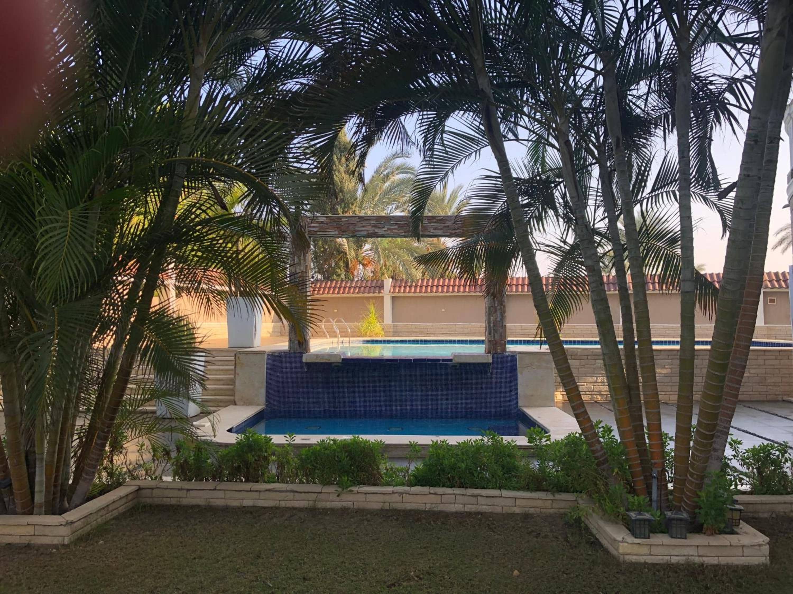Condo in a Private Resort setting King Maryout Alamriyah Governorate Egypt Comes with an outdoor private infinity swimming pool with a large garden Borg Al — 4