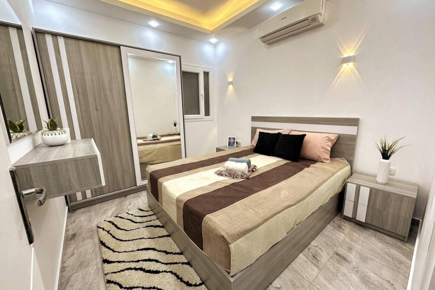 2 Bed Flat - Sleeps 6 - Pool - Parking - Wifi — 5
