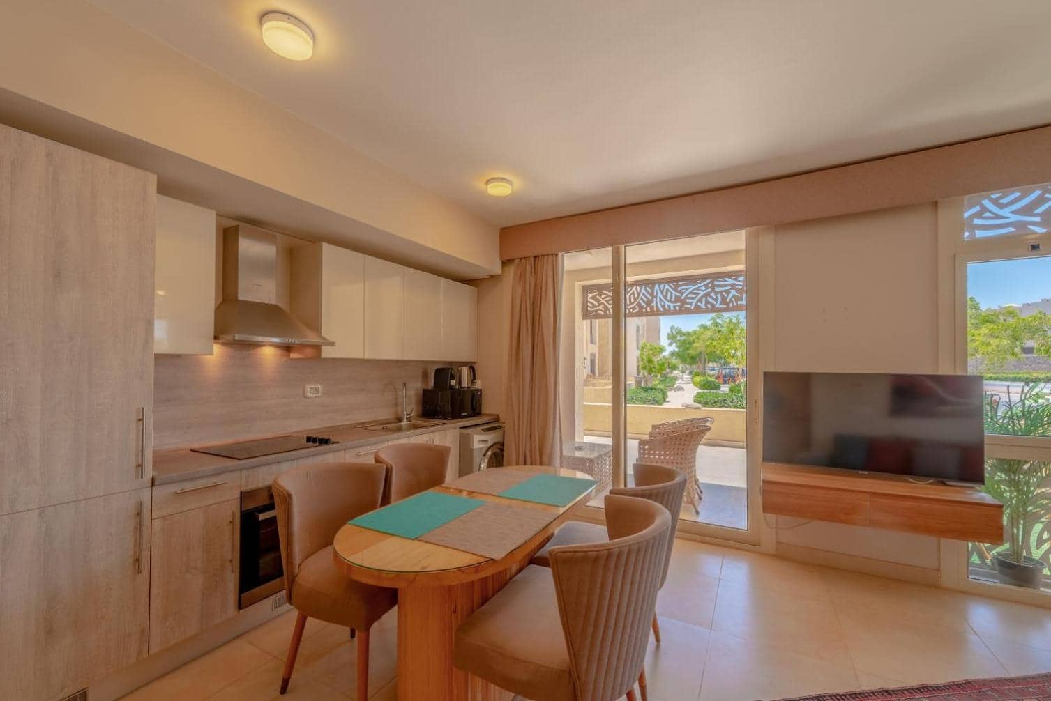 Fresh & Modern 1BR in El Gouna. Mangroovy Pool & Beach — 2
