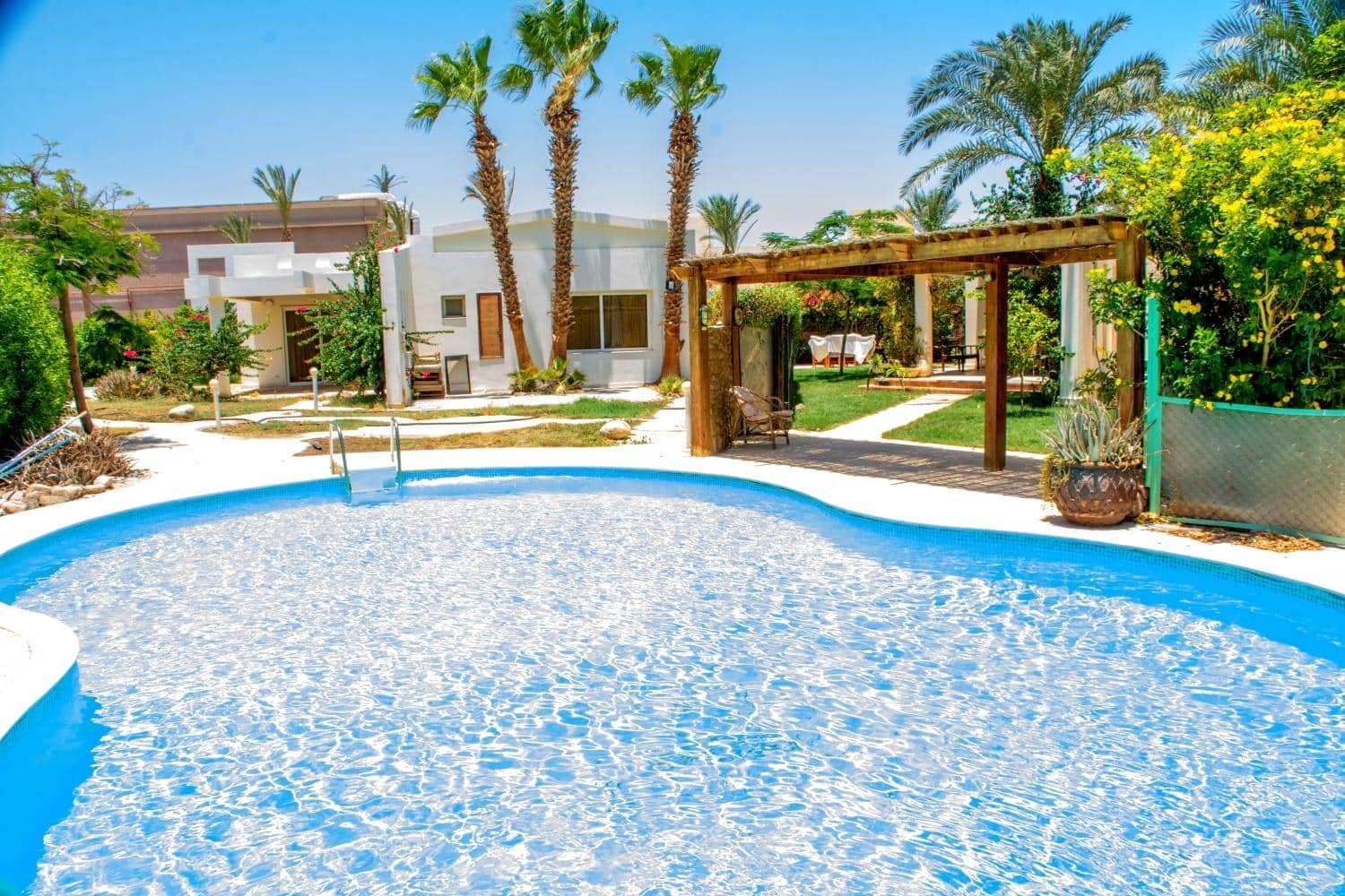 Villa 19, Amwaj Oyoun Resort - Beach- AquaPark Free Access — 3
