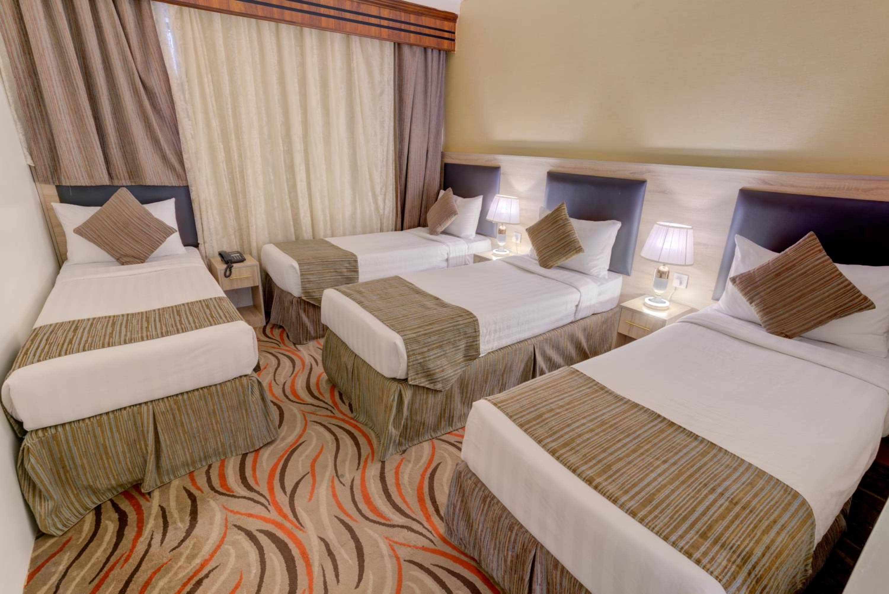 Hayah Plaza Hotel — 5