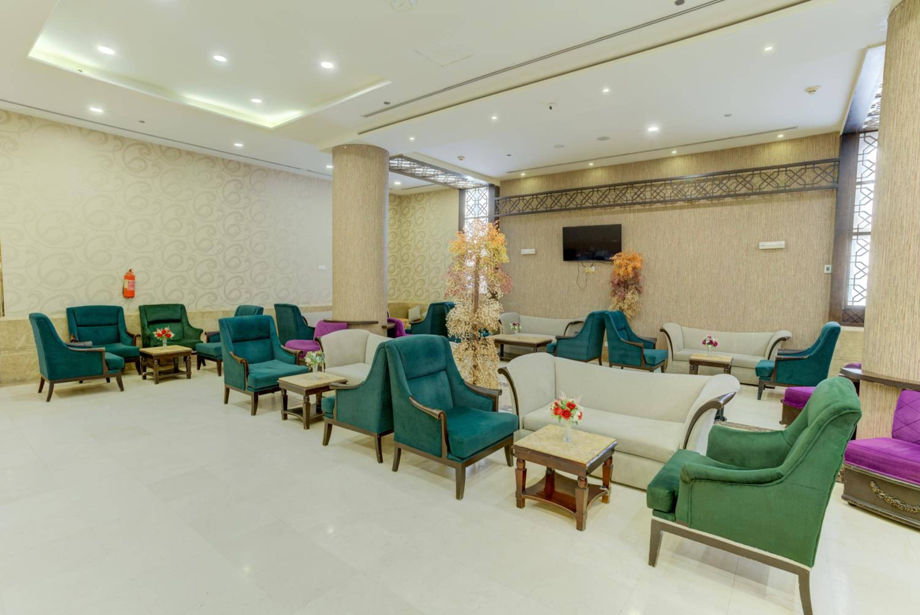 Hayah Plaza Hotel — 2