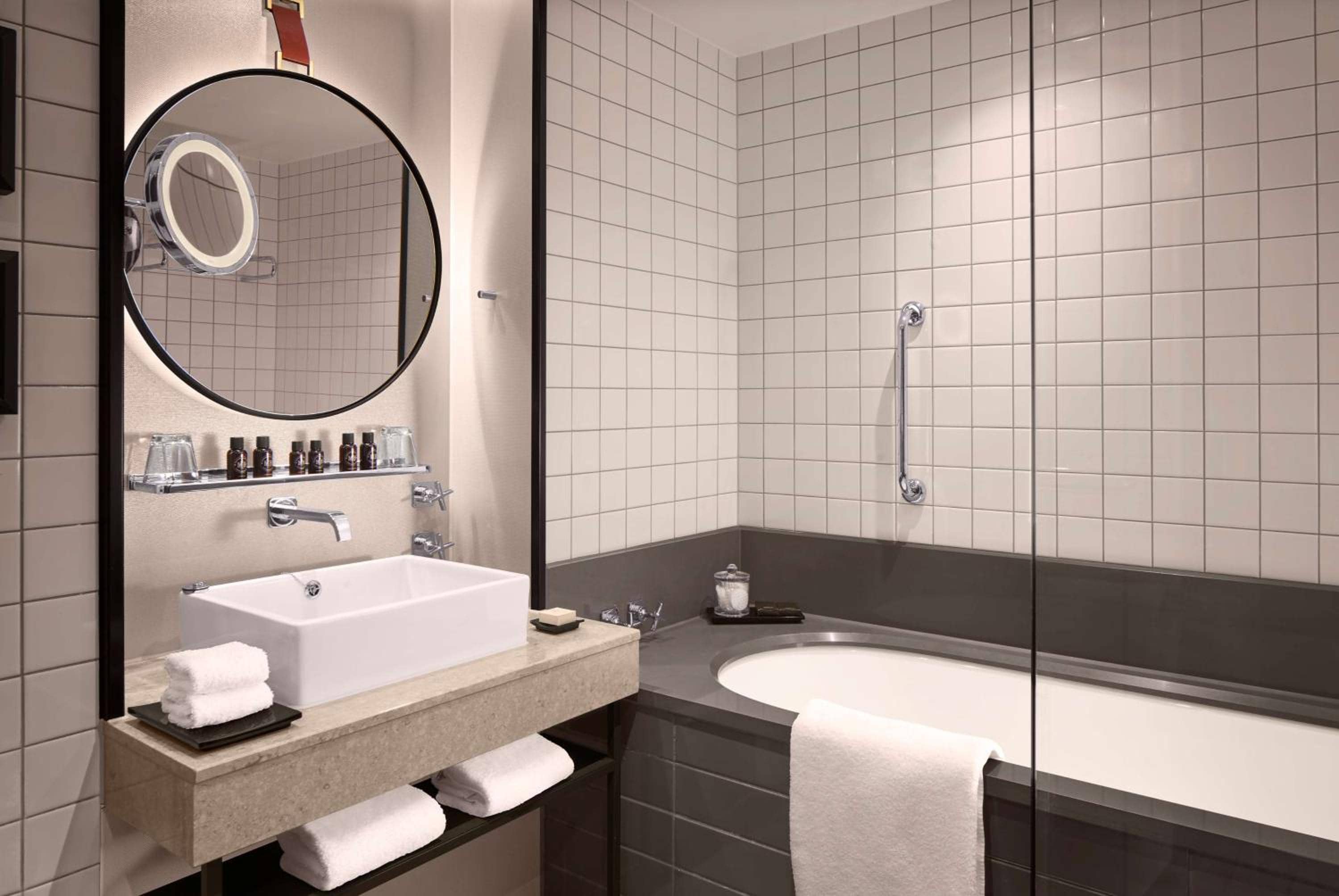 The Trafalgar St James London Curio Collection by Hilton — 5