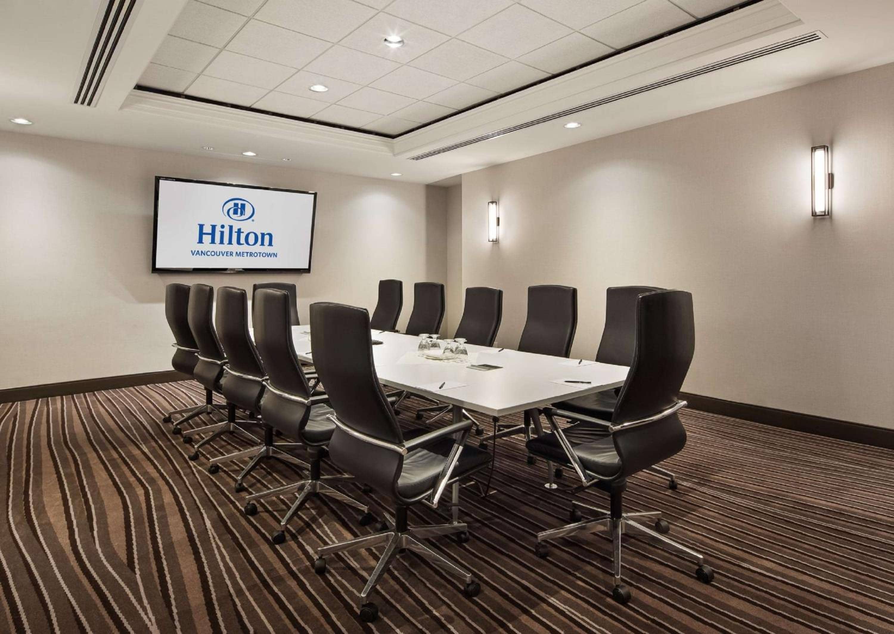 Hilton Vancouver Metrotown — 4